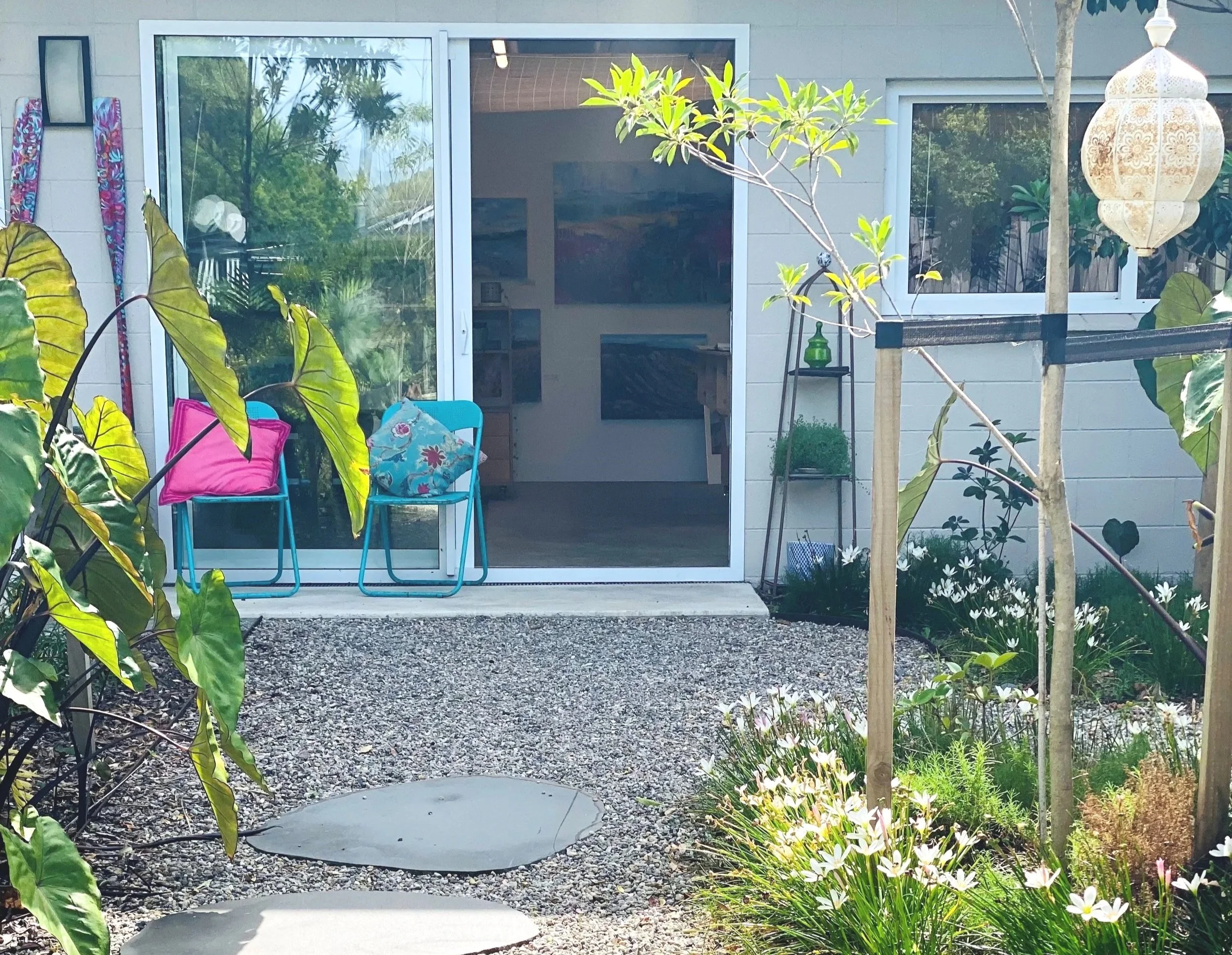 That+little+art+studio+outside.jpg