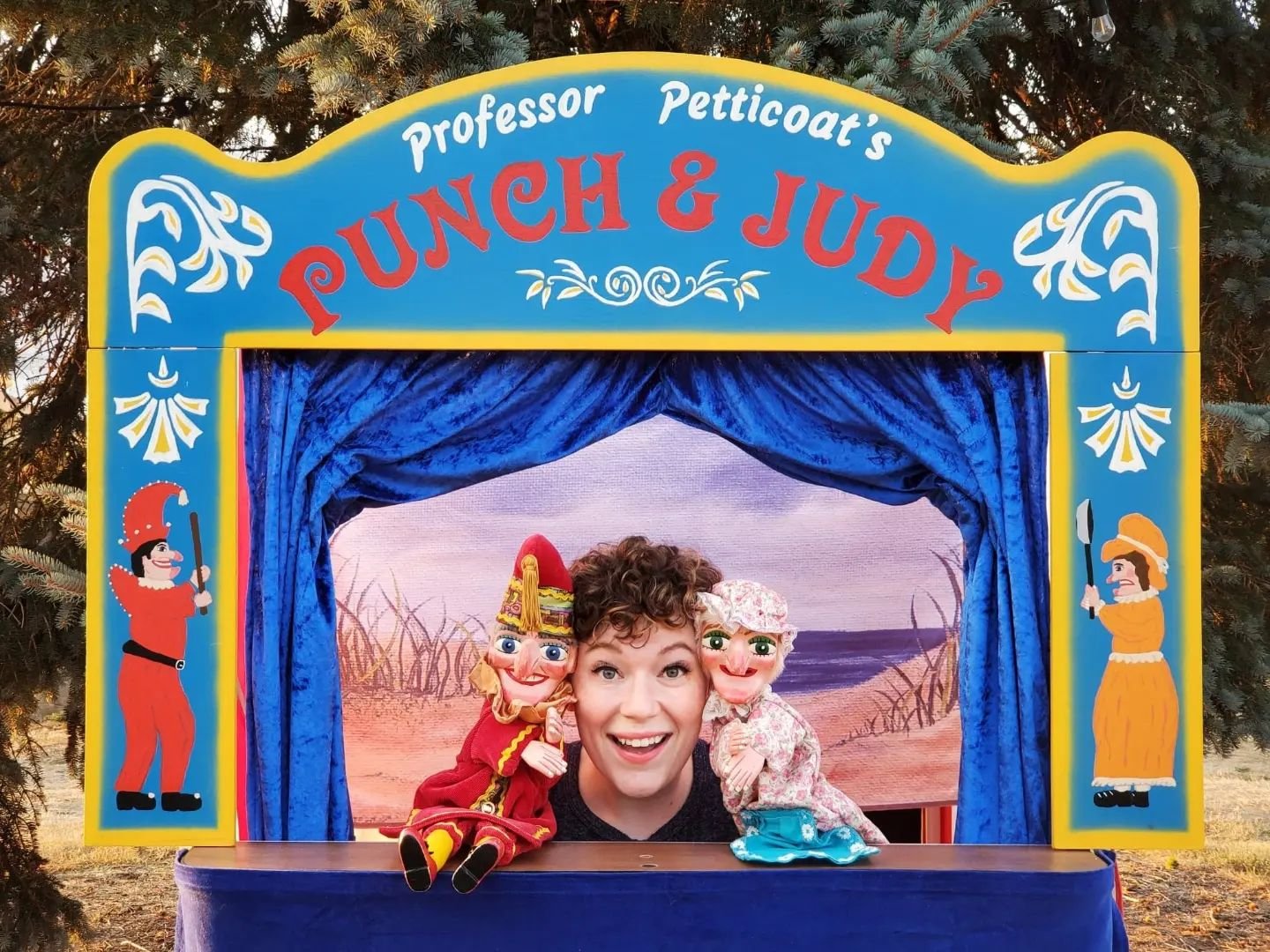 ‼️Show alert! Coming up in June, Professor Petticoat's Punch and Judy Show!  A Puppet Show for All-Ages

With special guest storyteller Elizabeth Lord

When: 
Saturday June 1, 2024

Time: 
Two shows! 4pm and 7pm

Cost: 
Adults $15
Youth $ 7
Children 