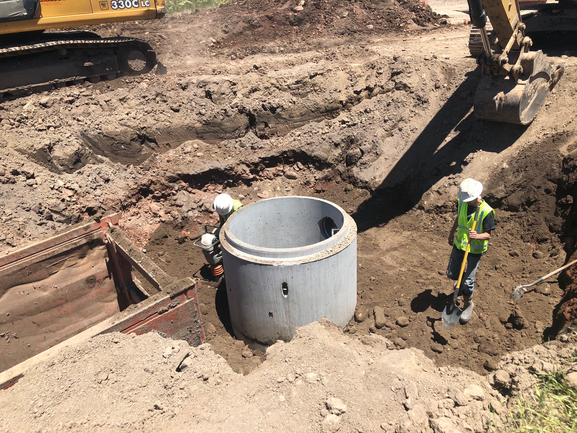 Storm sewer work is taking place along Sylvan Lake Road and at the Sylvan Lake Roundabout.