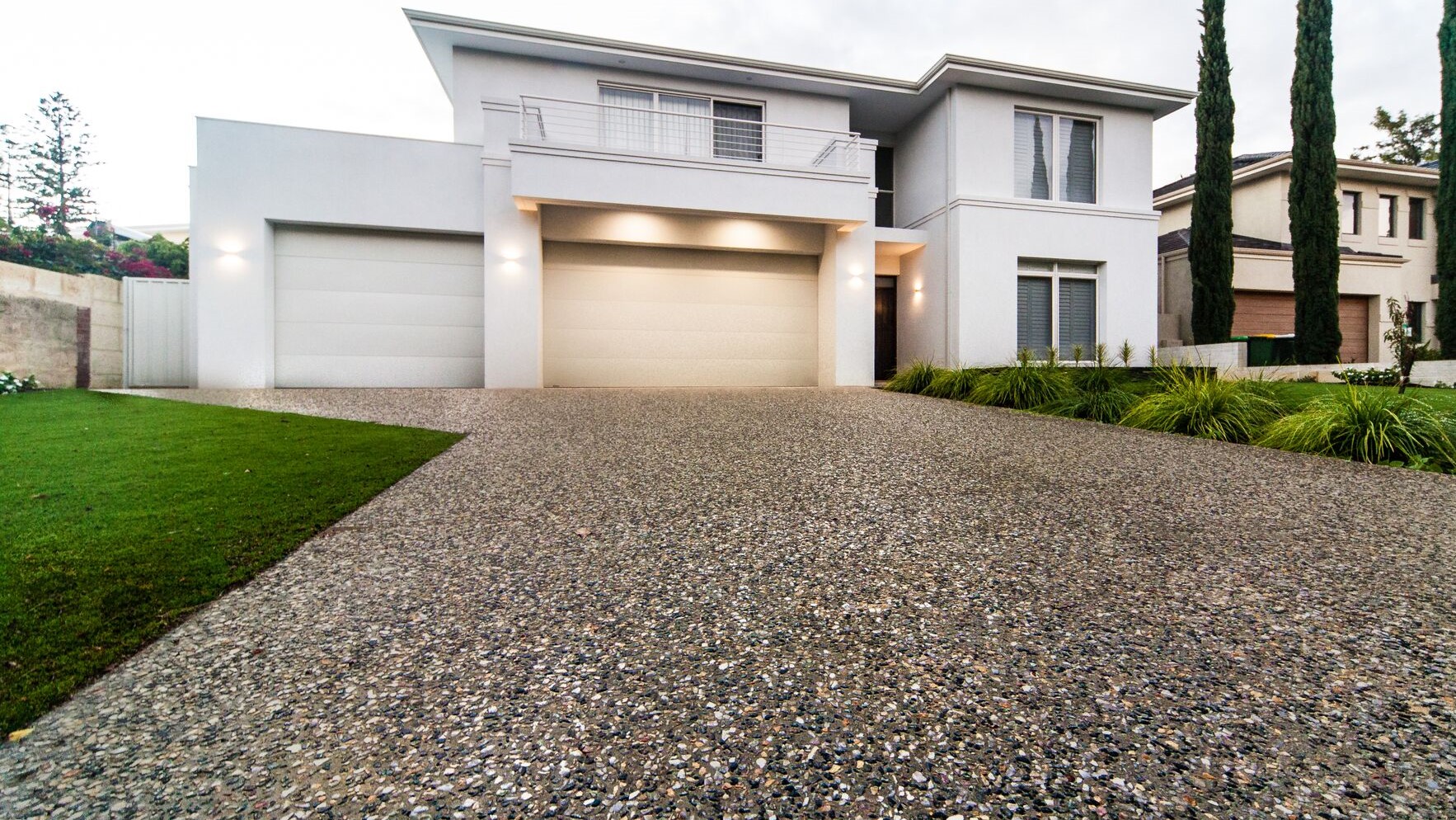 EXPOSED AGGREGATE CONCRETE