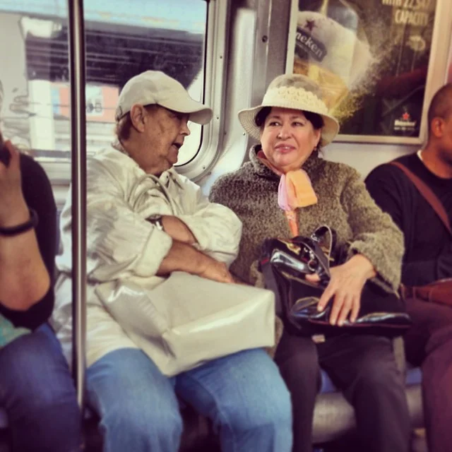 Ladies_in_hats.__manhattanbridgeproject_o.jpg