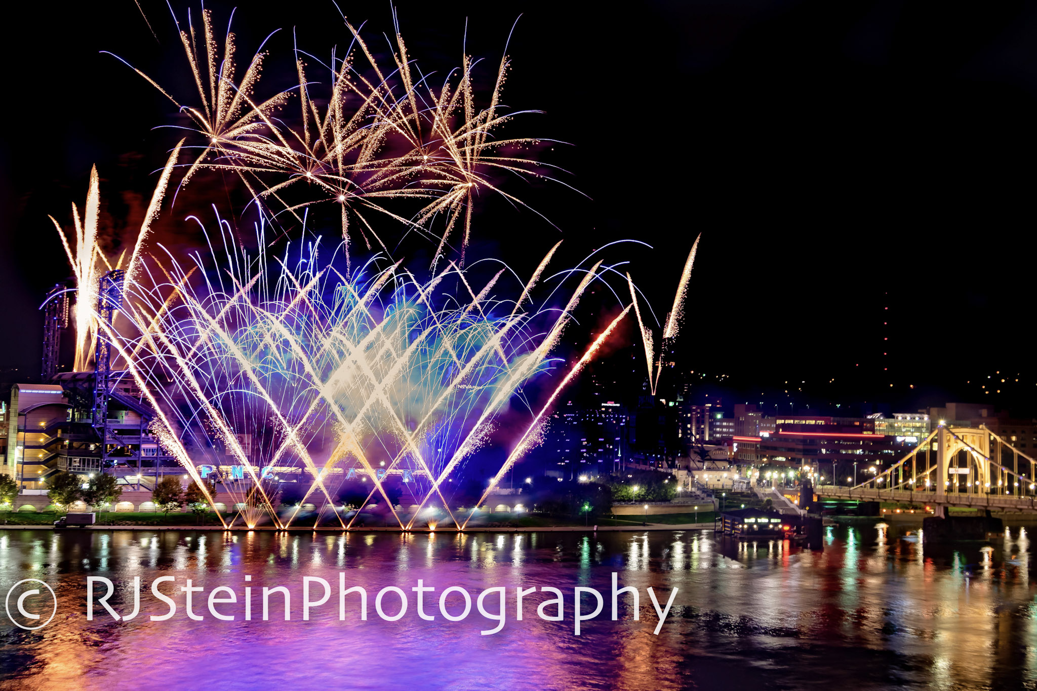 pnc park fireworks deluxe, pittsburgh, 2018