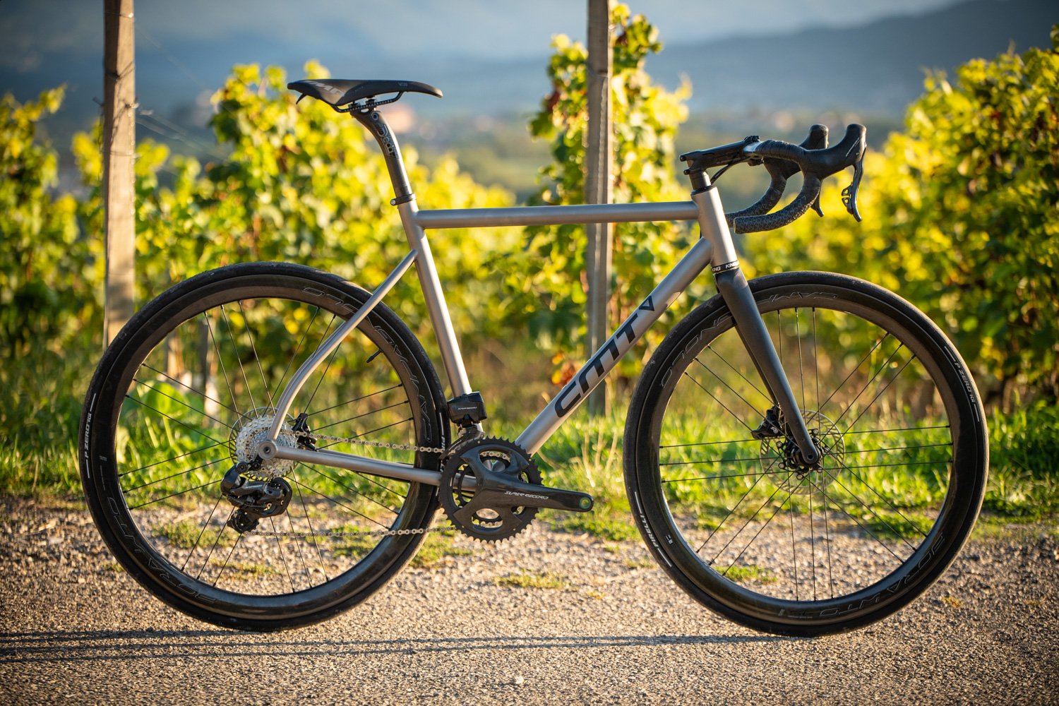 Vélo CMT titane fabriqué en France