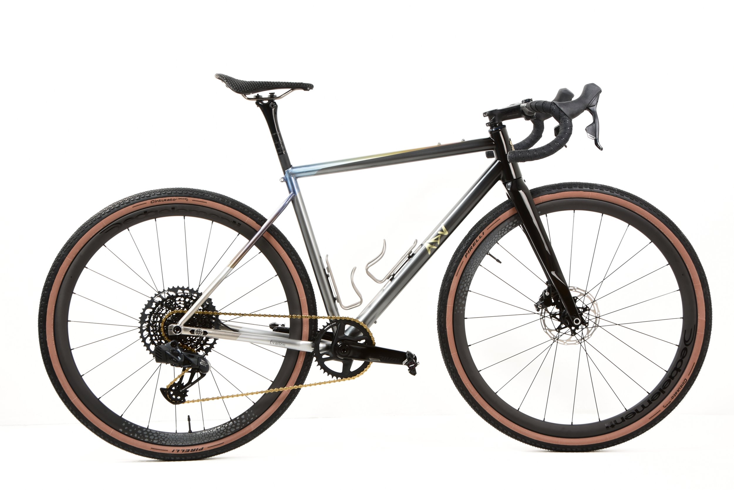 Vélo titane fabriqué en France dans l'Ain