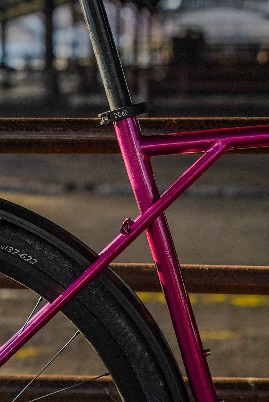 Curb vélo fabriqué à la main en Belgique