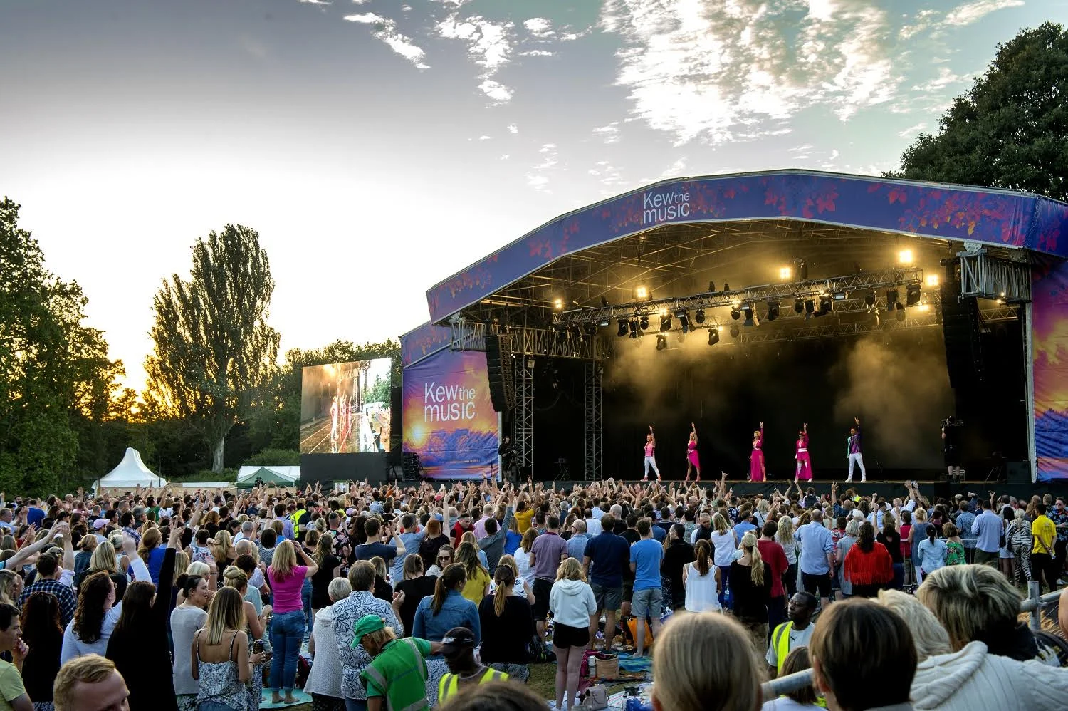 Jess Glynne, Jools Holland, Craig David, Beverley Knight, Billy Ocean, Garbage, Rick Astley plus even MORE artists are all appearing at Kew the Music this month at, yep you guessed it, Kew. These “picnic concerts” are on from the 9th to the 14th July and tickets are available from £30 but vary depending on ticket type. Attendees are encouraged to take a seat on the grass (or on a chair if you bring one) and sing away your evening soaking up the music and the atmosphere while tucking into a yummy picnic hamper which are available to buy via the website and are put together in association with St John’s Wood based delicatessen Panzer’ too. If you don’t fancy that then all guests are encouraged to pack your own pork pies and prosecco and curl up on a blanket as the evening draws in sound tracked by one of these fab artists. Glasto is a little too much for some people and this is the perfect London summer evening activity for live music but your own comfy bed guaranteed at the end of it all! Facebook | Instagram | Twitter
