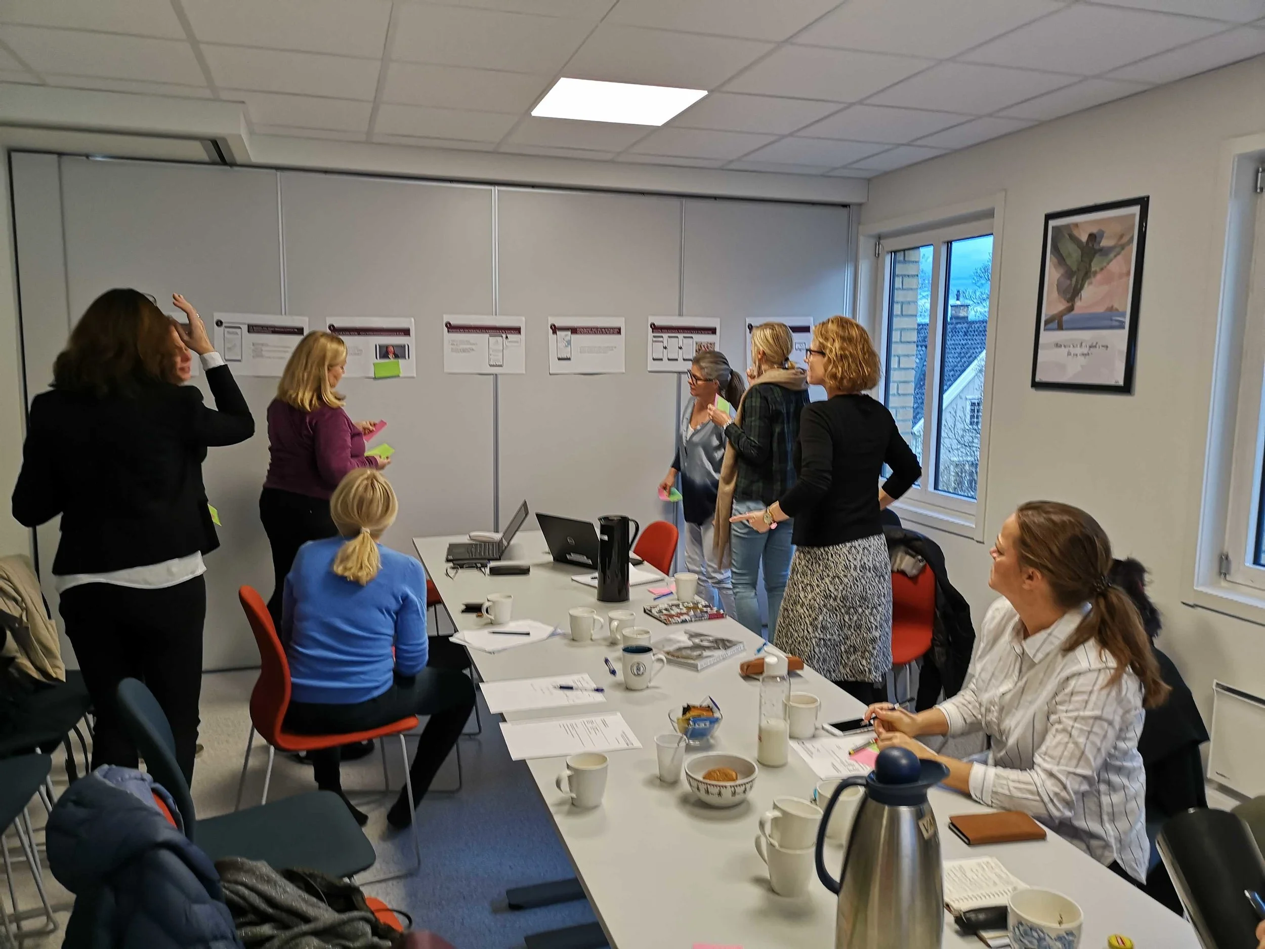 Arbeidsmøte med jordmødrene i Bærum kommune. Formålet var å kartlegge om det var potensial til forbedring, og eventuelt hva vi i Helseoversikt kan bidra med for å gjøre hverdagen bedre for både de gravide og kommunen.