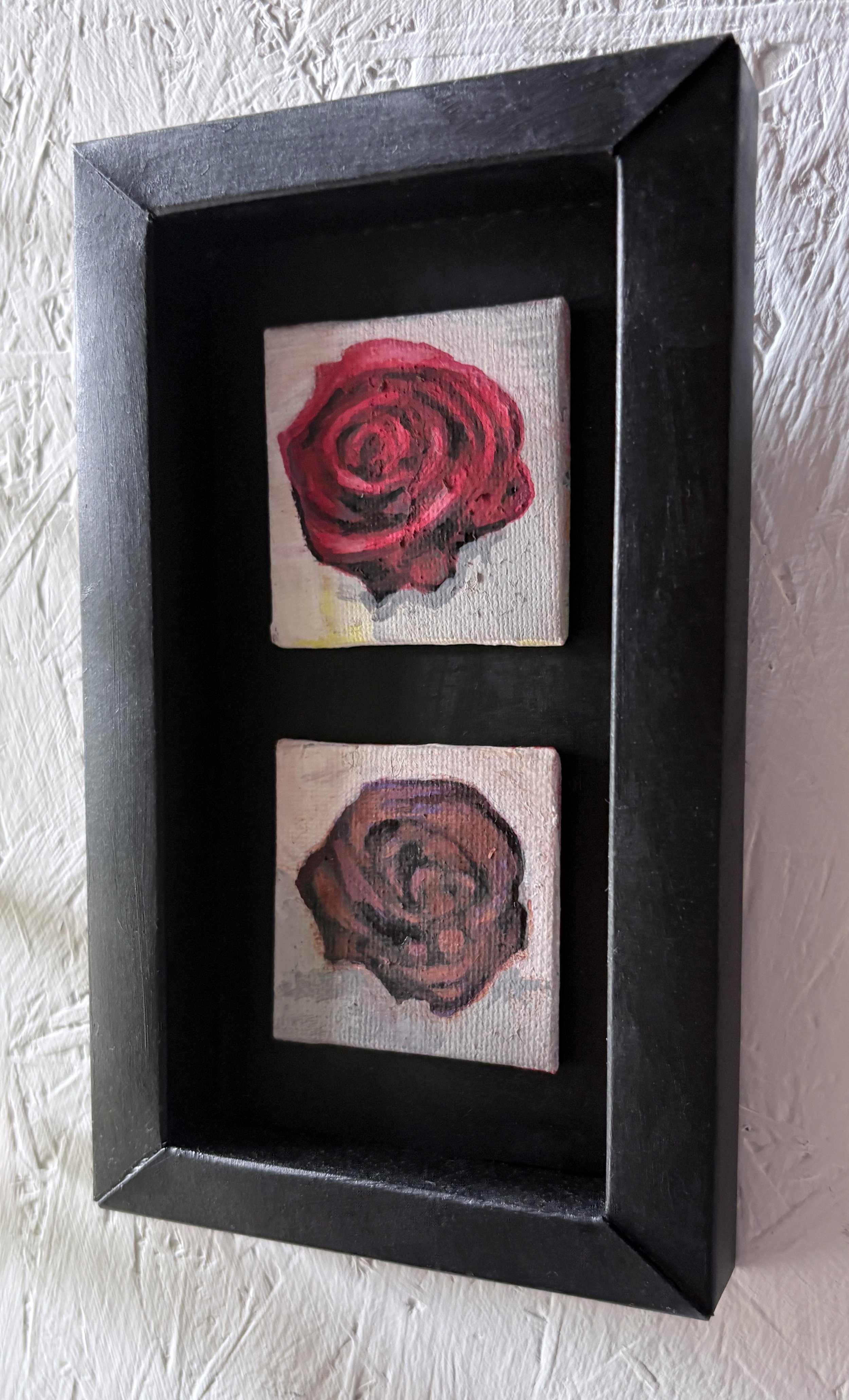 2025 duae rosae 1 11x18x2,5 (2x 5x5)oil on canvas in cardboard frame Marko Klomp.jpg