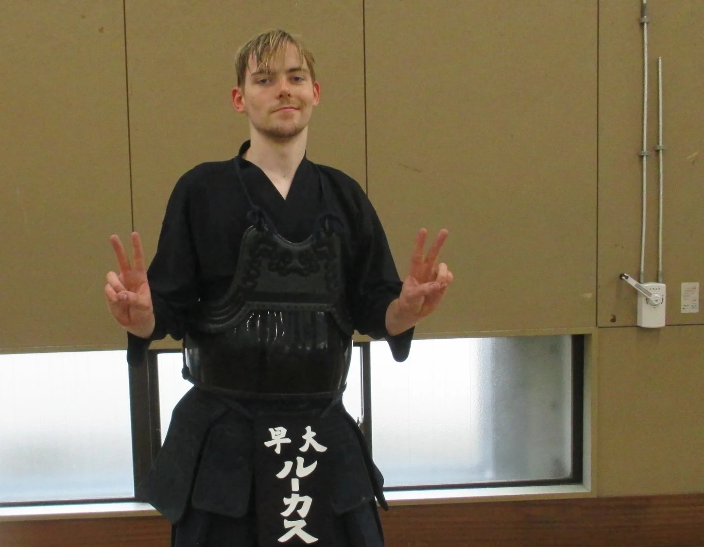 Da Lukas kom ind med firetoget på en Japansk High School.