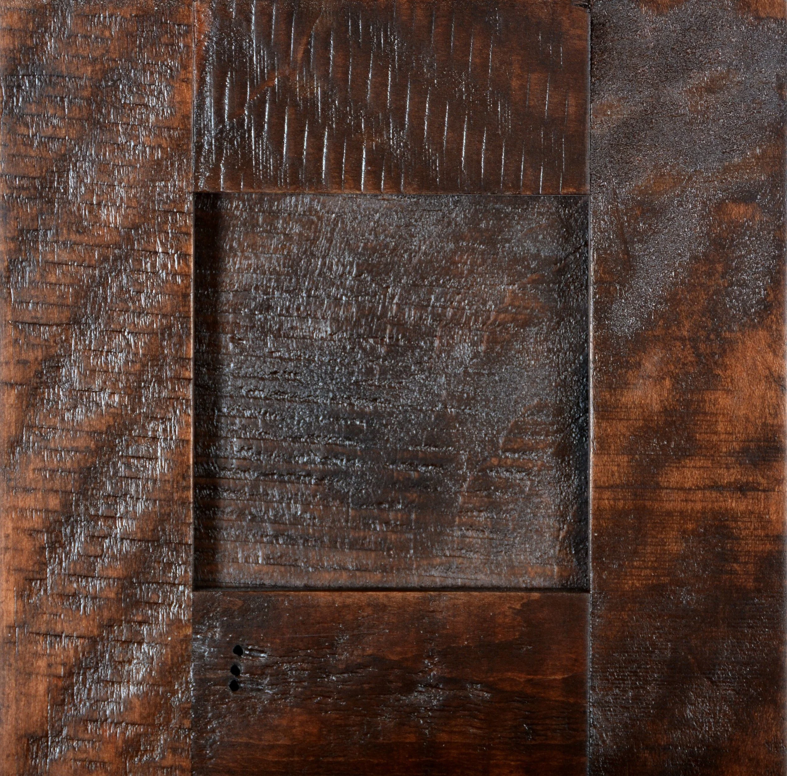 Shown in a ‘Goudy Golden Oak’ finish.