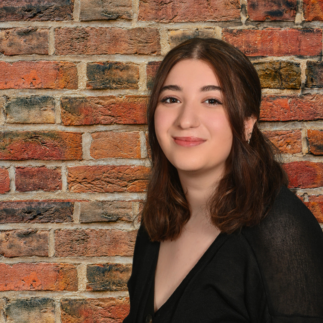 Mishelle Goykhberg, Operations Associate