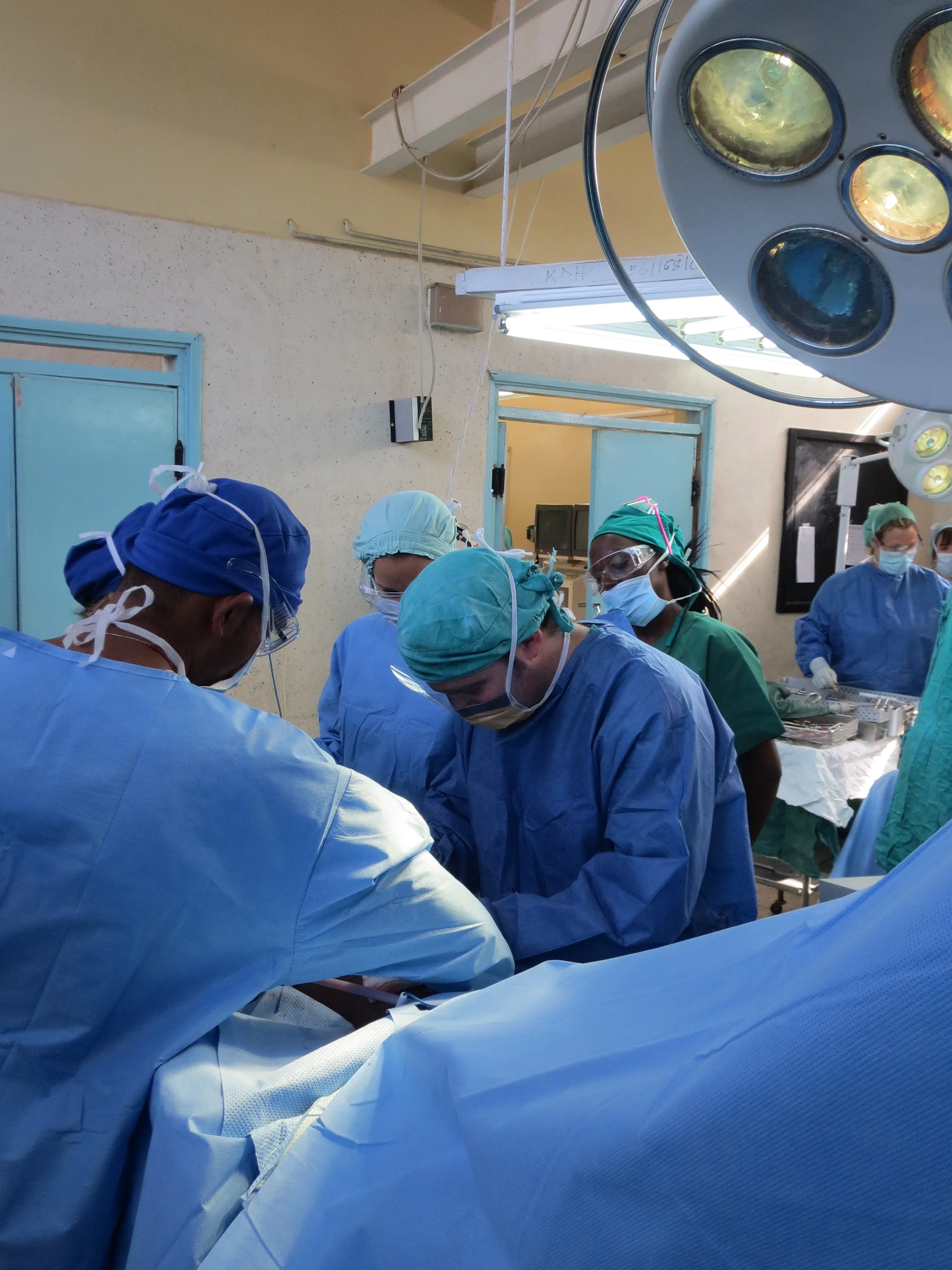  Teaching surgical skills 