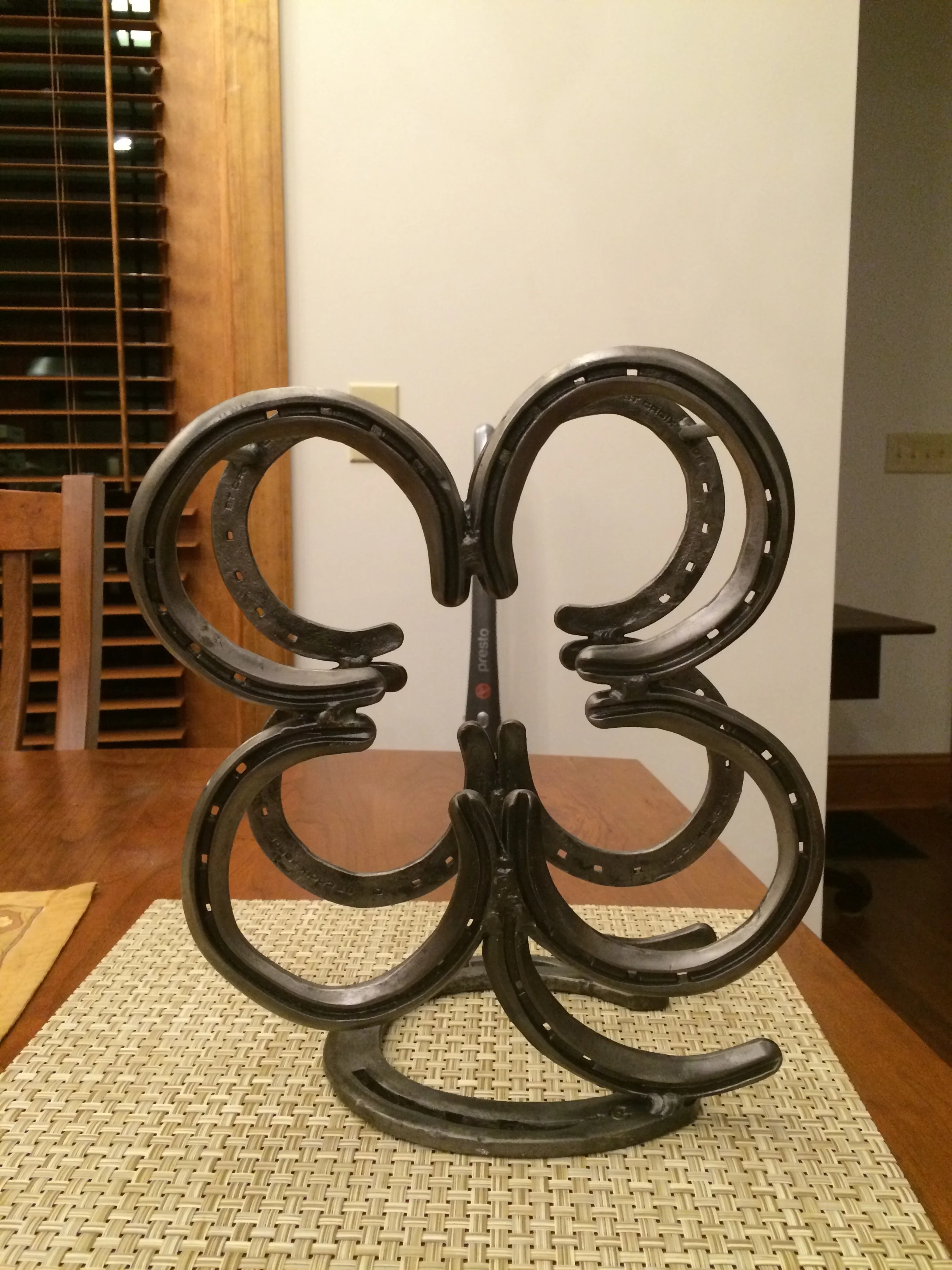 Four Leaf Bottle Rack