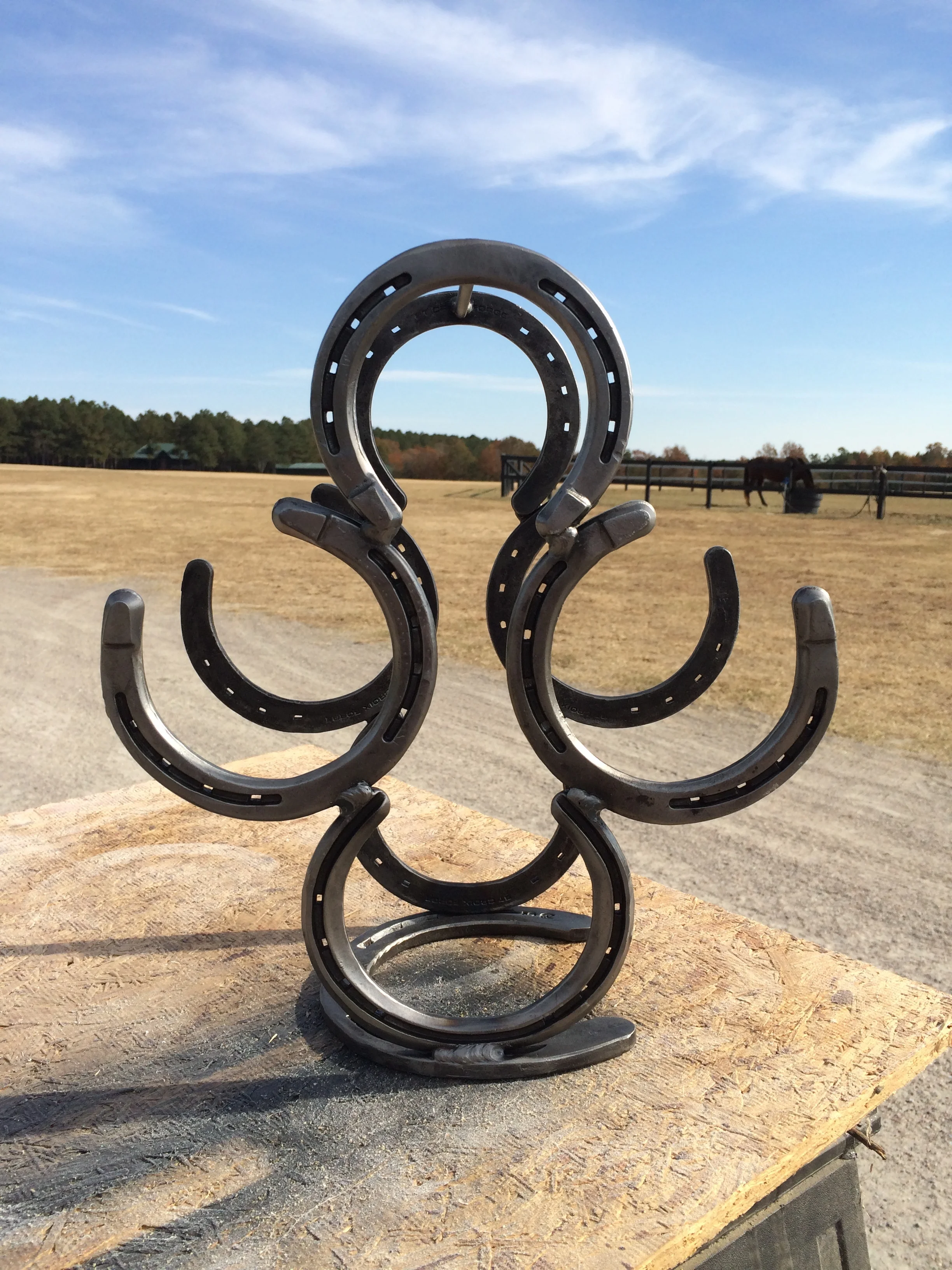 Keyhole Four Bottle Rack