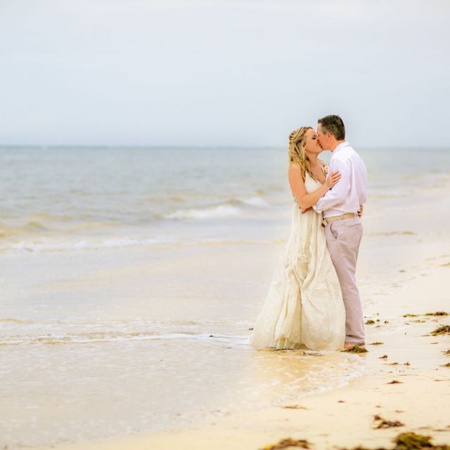 We want to wish a Happy 2nd Anniversary to the Sextons today! It&rsquo;s hard to believe that two years have already passed since we ran away to Mexico for this romantic oceanfront wedding weekend. To see more about this incredible wedding, click the