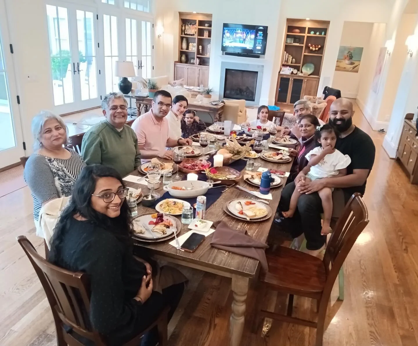 This is what we live for. 🍃

A family that hasn&rsquo;t all been in the same room in who-knows-how-long, gathered around a table in Wine Country&mdash;laughing too loud, reaching over each other for seconds, and not wanting the night to end.

If you