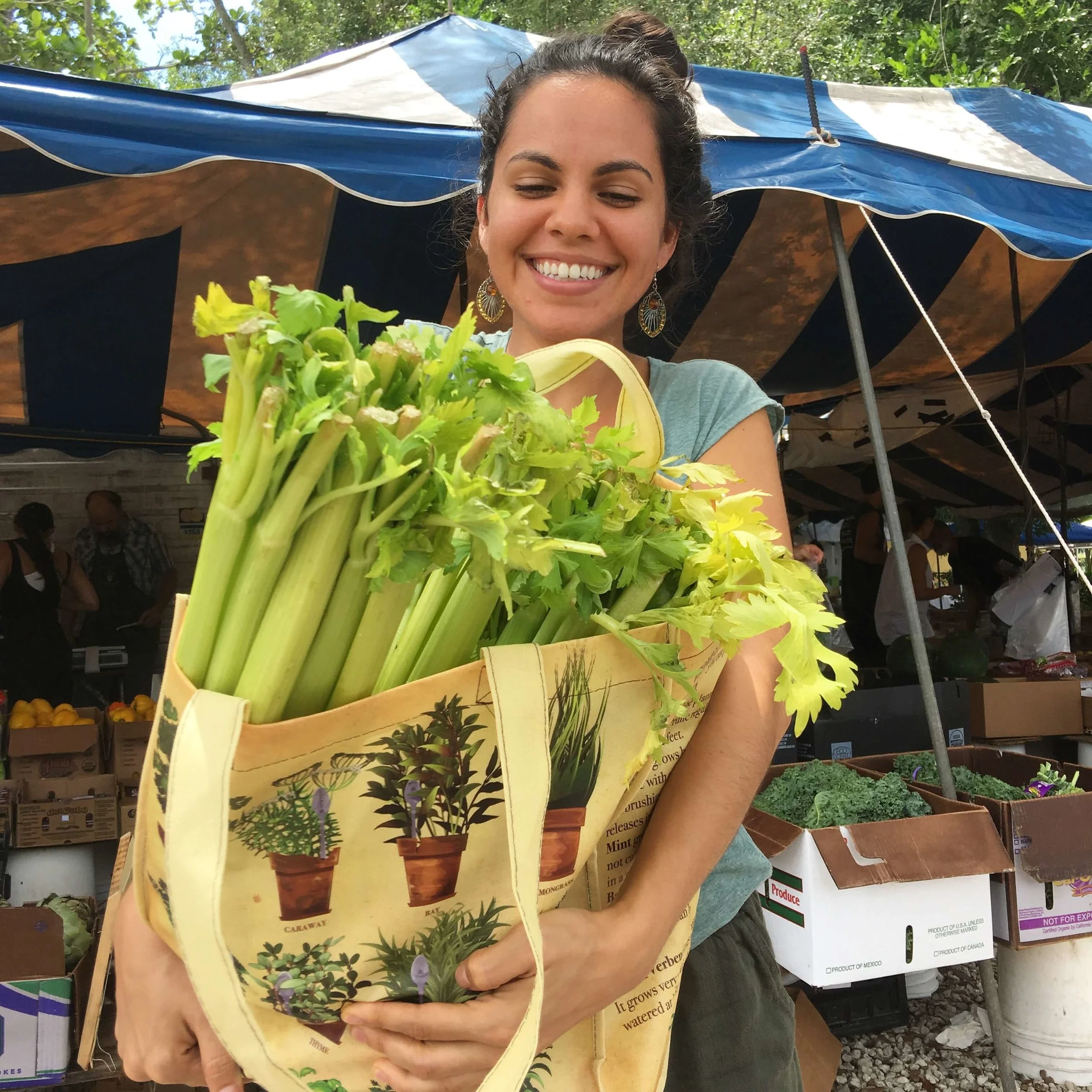 Celery_Juice_Farmers_Market.JPG