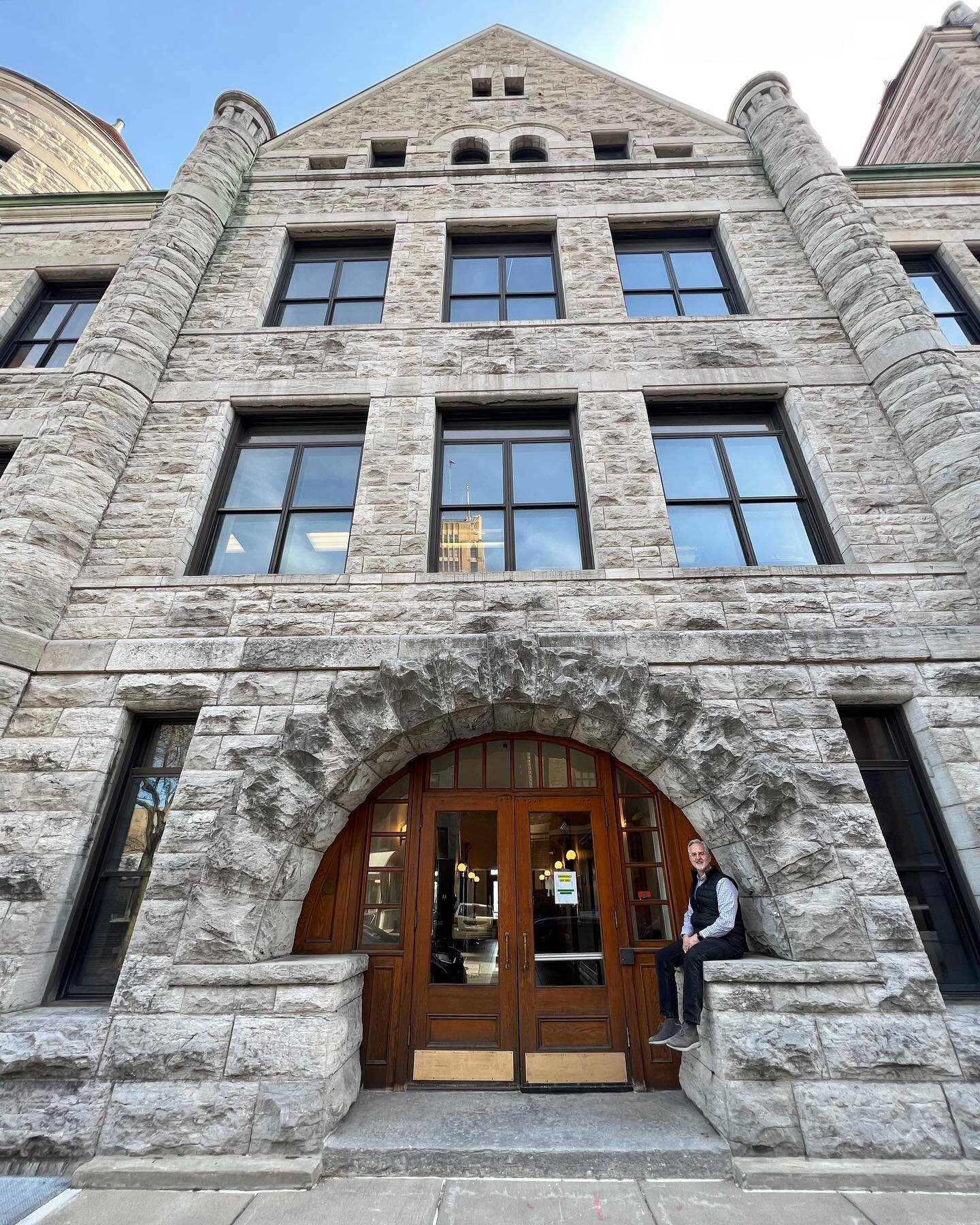 IN honor of 3/15 day, we wanted to showcase our favorite Downtown Syracuse buildings! Swipe ➡️ to see our INdividual selections 🍊🍊 What&rsquo;s your favorite building?!
.
.
#architecture #design #315 #downtownsyracuse #downtownsyracusearchitecture 