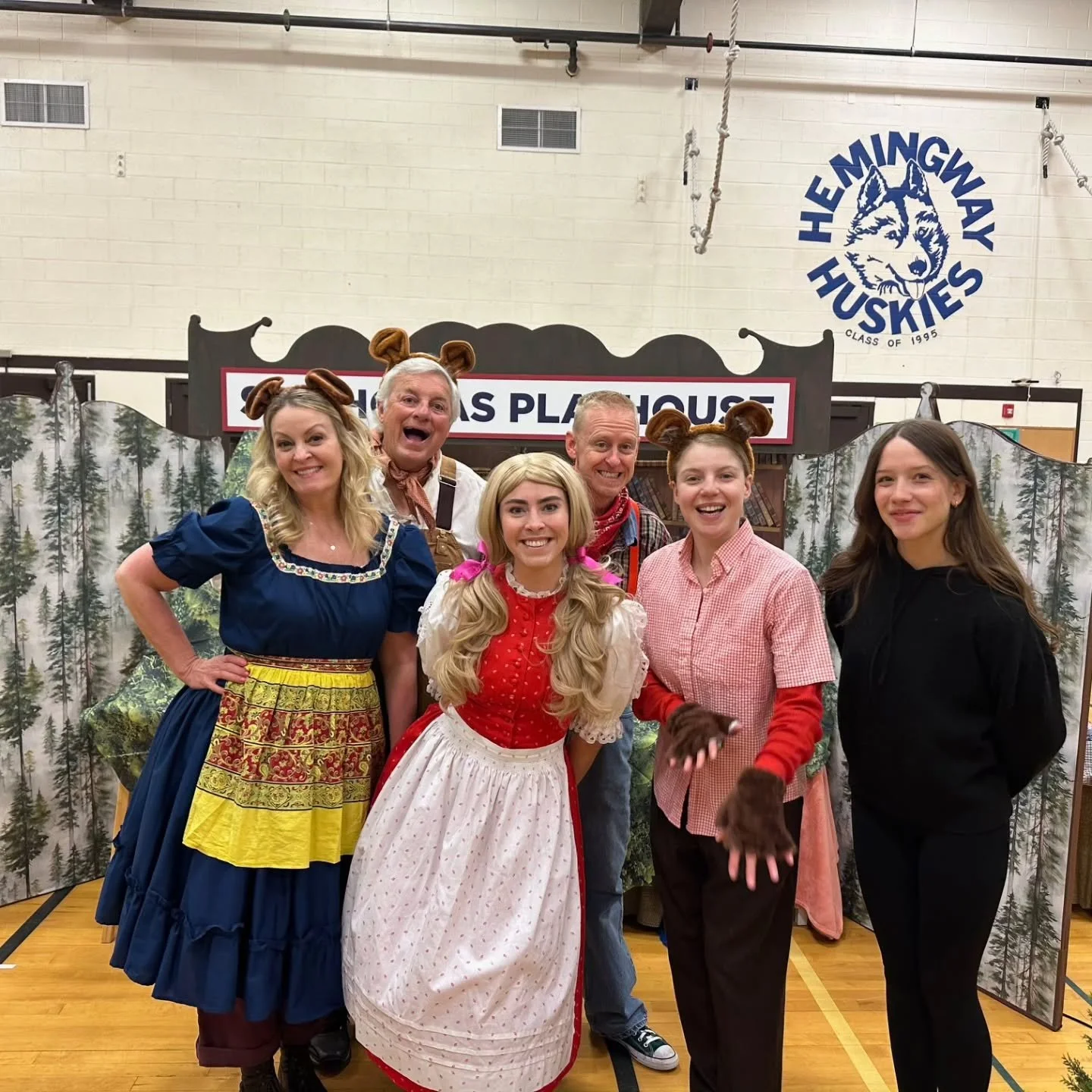 The Children's Theater Tour is off and running with our production of Goldilocks and the Three Bears! Thousands of valley youth will see the show when it comes to their school. Catch it yourself at 11:00 am on April 19 at @stthomassv.