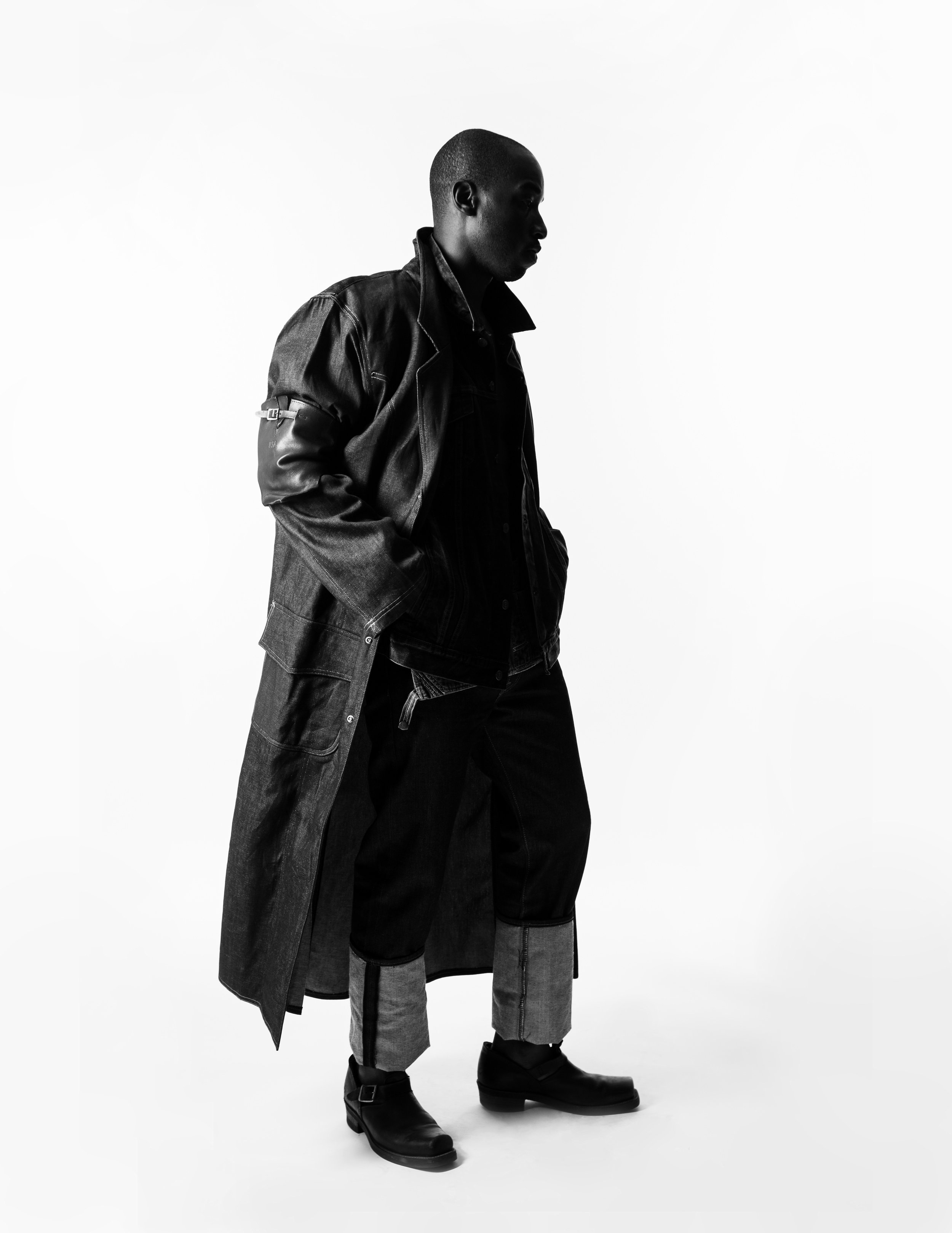 EDITORIAL / DEFINITIVE GAZE