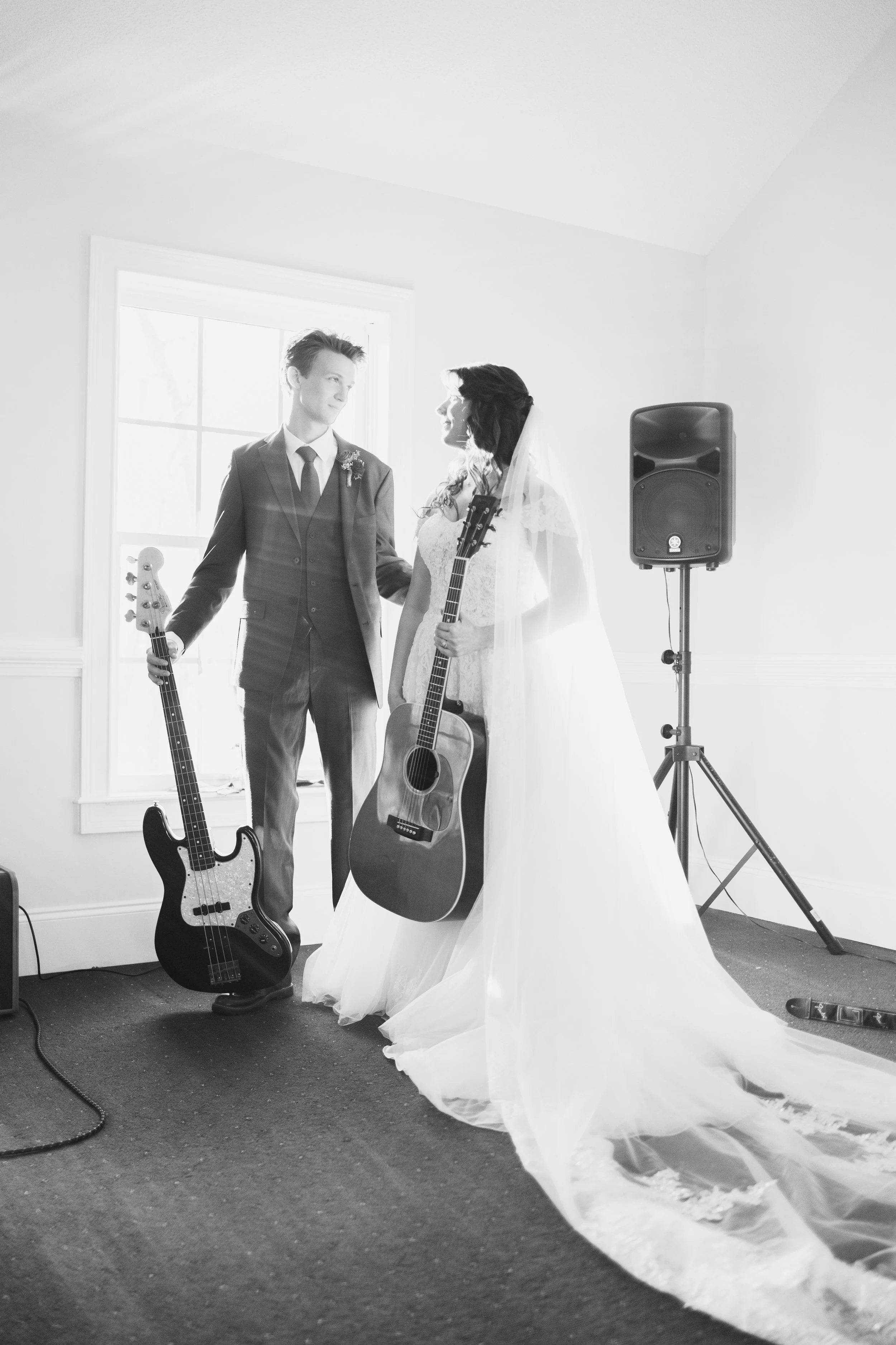 ClineWedding-253-bw.jpg