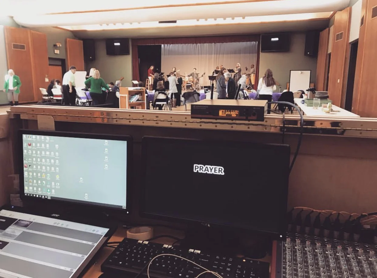 Working live sound and slides on a Sunday morning!