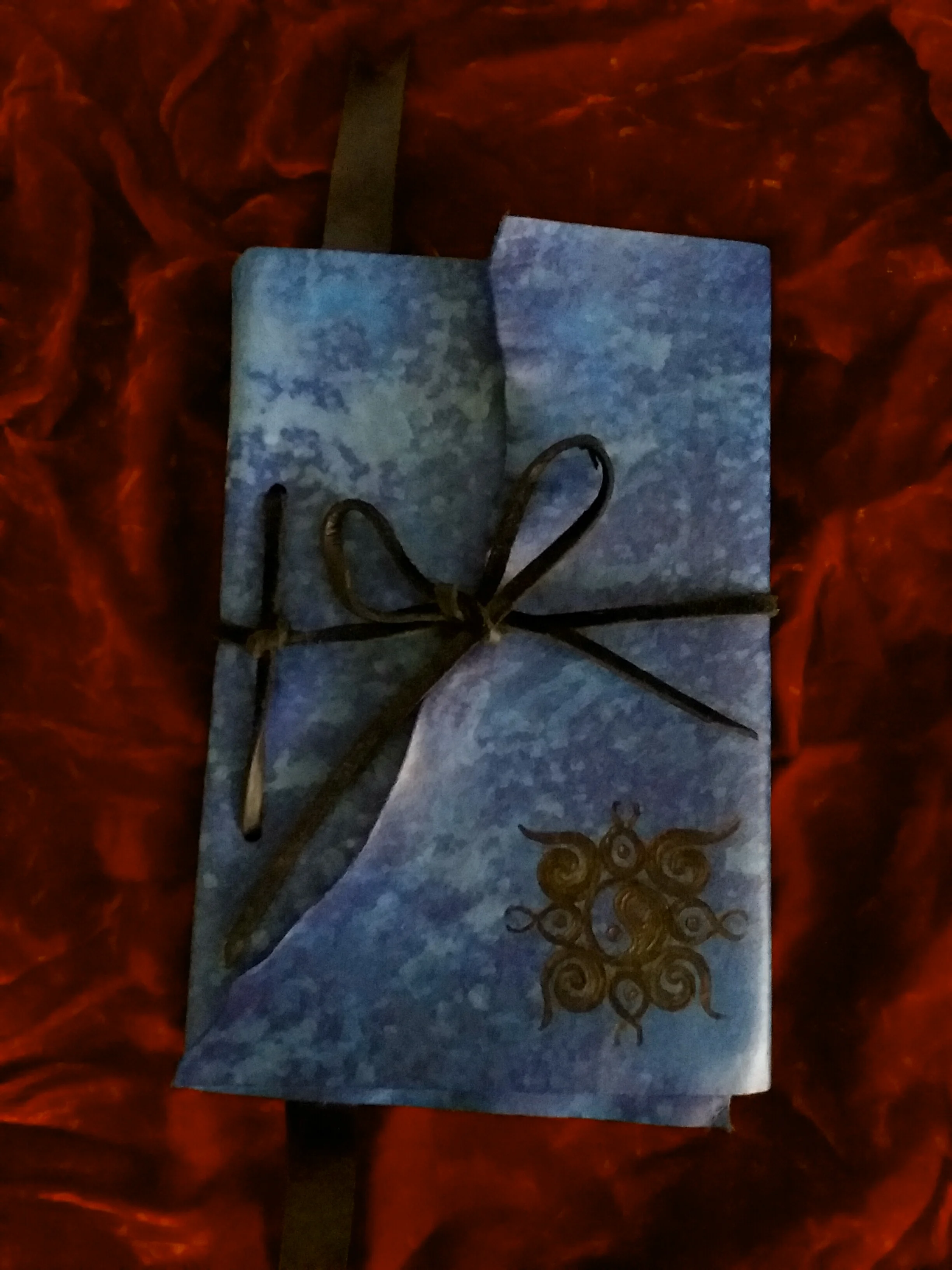 10” Genuine Leather Journal –Marbled Indigo