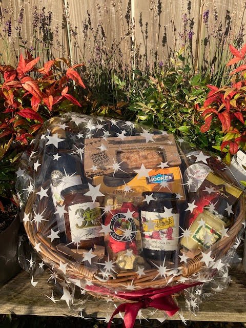 Christmas Hamper 1.jpg