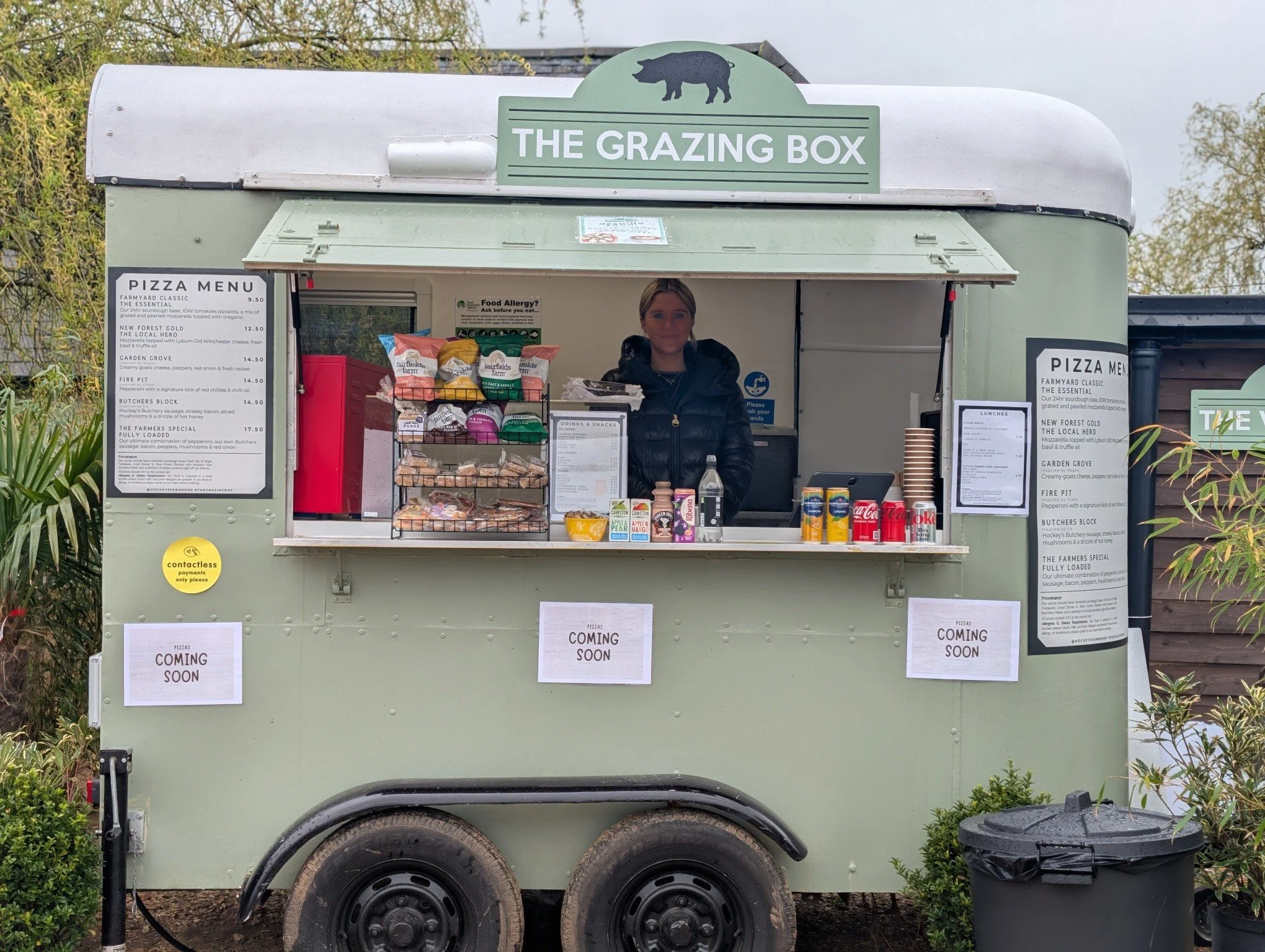 🚨 NEW AT HOCKEY&rsquo;S FARM SHOP 🚨

Say hello to The Grazing Box&hellip; and trust us, you&rsquo;re going to want to stop here 👀

Located right next to The Vinery at Hockey&rsquo;s Farm Shop in the New Forest, this is your new go-to for grab-and-