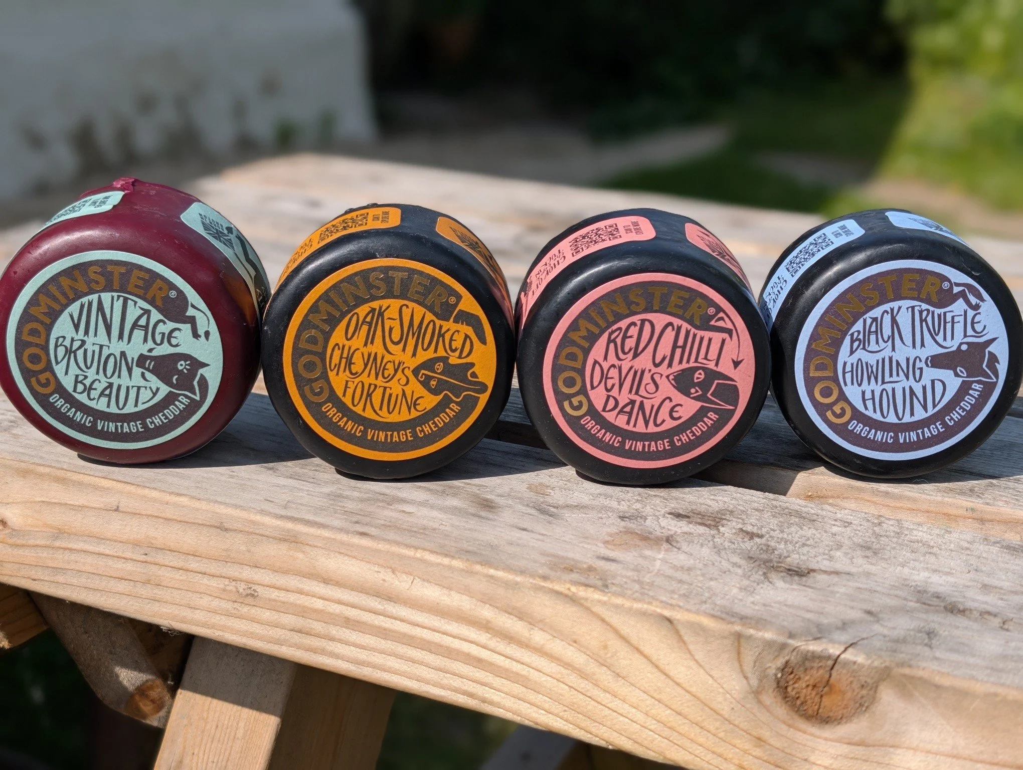 Big news in the cheese world at Hockey&rsquo;s&hellip; 🧀

We&rsquo;re excited to introduce Godminster to the shelves at Hockey&rsquo;s Farm Shop in South Gorley joining our already carefully curated range of British and local cheeses.

Founded in So