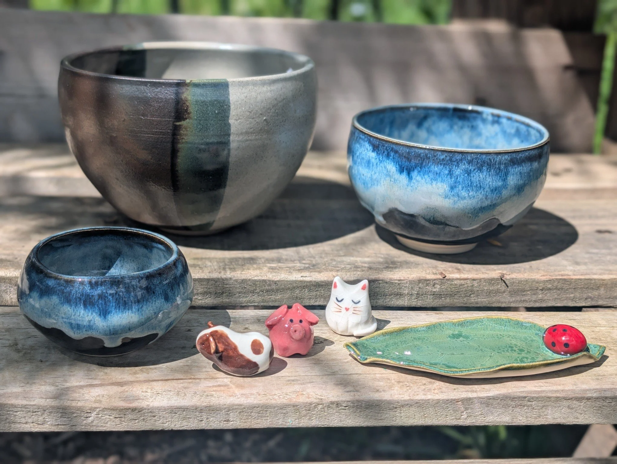 Longfield Barn is back&hellip; and it&rsquo;s so much more than the (very cute, always sell-out) ceramic animals 🐷🐶🐱

This latest drop is all about the craft ✨

Beautiful hand-thrown pieces, hand-painted details and those absolutely breathtaking g