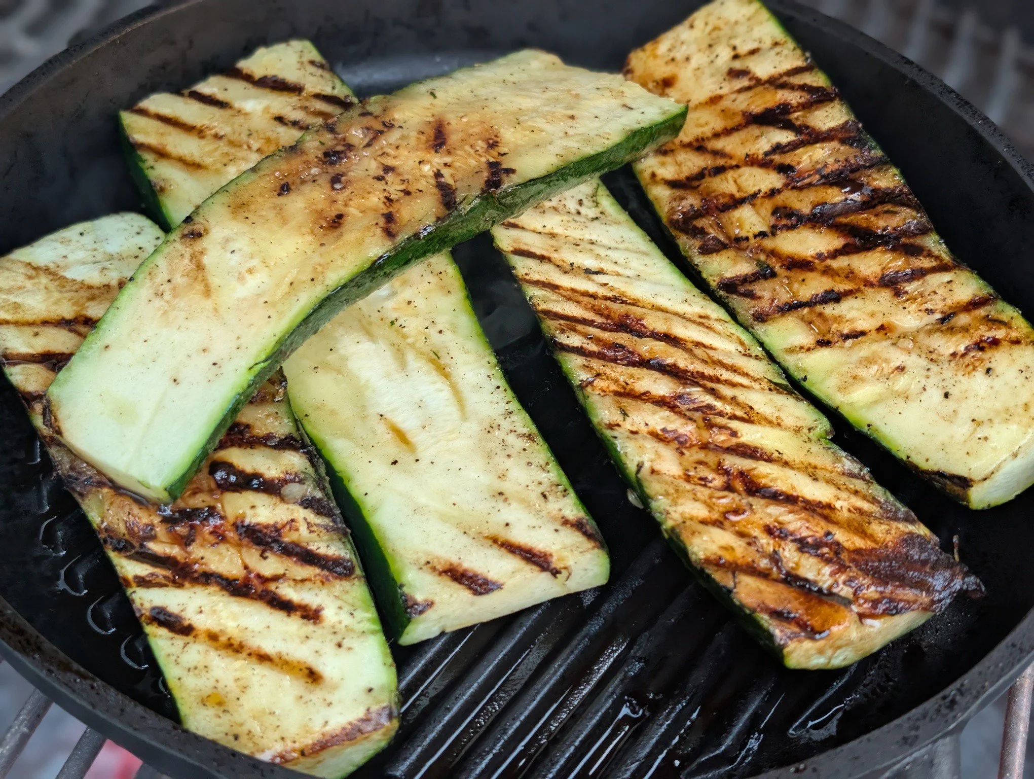 One stop and supper is sorted. 🥩🌿☀️

If you&rsquo;re planning a BBQ, an easy midweek dinner or a laid-back weekend feast, Hockey&rsquo;s Farm Shop is the place to pick up everything you need, fresh, local and packed with flavour.

This Hampshire be