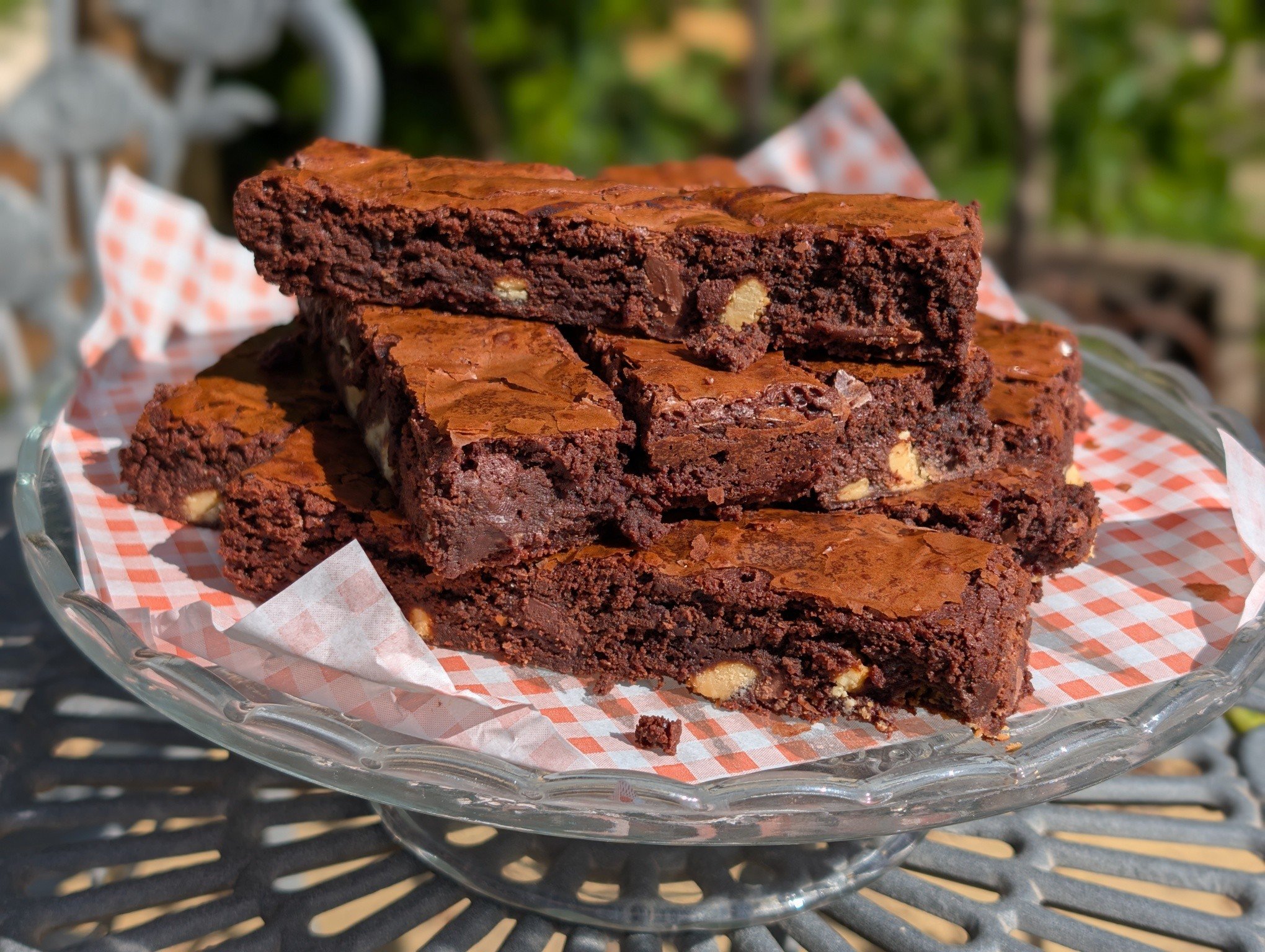 It&rsquo;s becoming very clear that Georgia&rsquo;s cakes are gaining quite the following at Hockey&rsquo;s 🍰✨

From towering coffee cake to these deeply chocolatey, deliciously naughty brownies, the cake counter has been causing serious temptation 