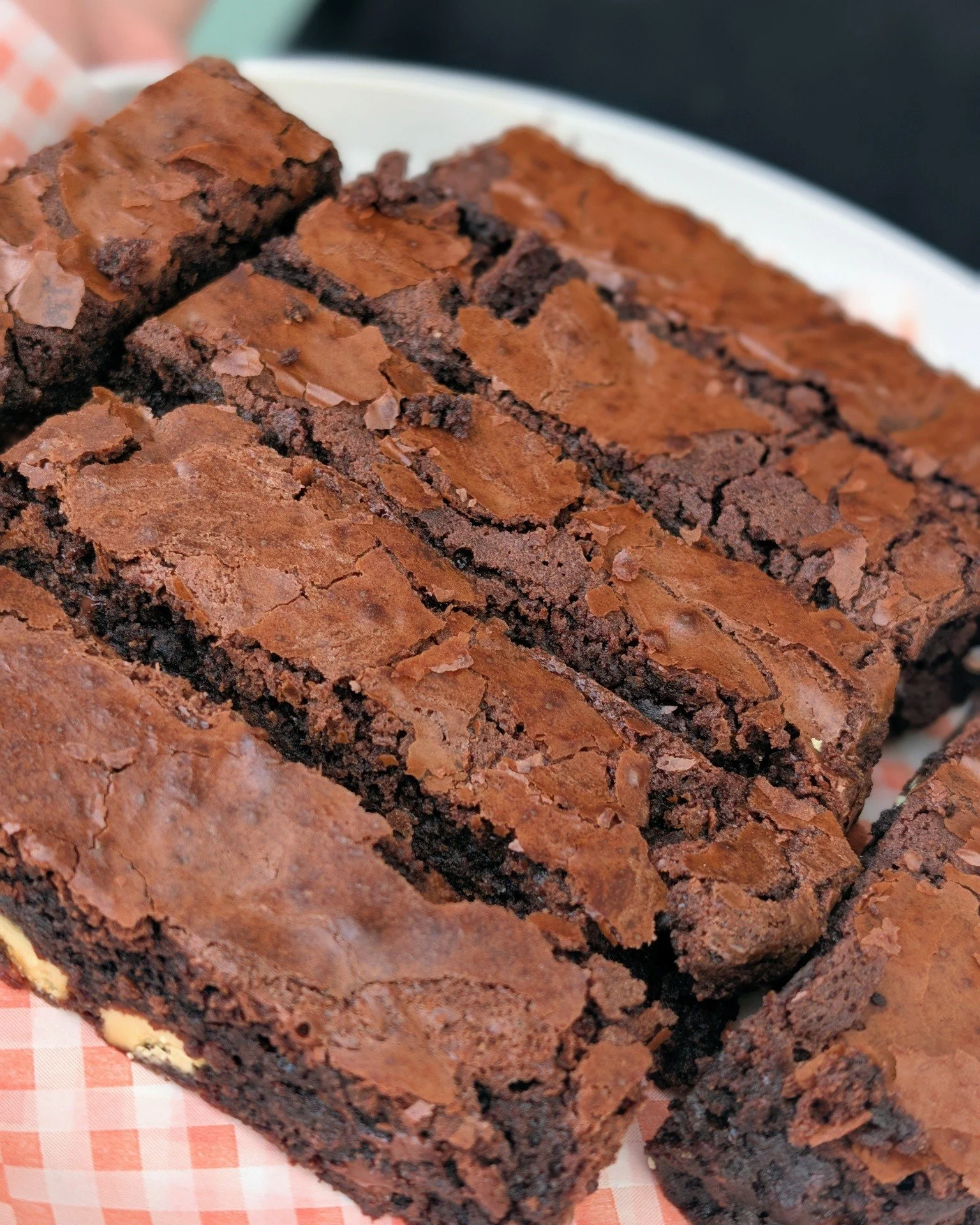 Brownie points? We've got plenty. 🍫😉

Crackly on top, fudgy in the middle and dangerously moreish from the very first bite.
Whether you're stopping by for coffee, lunch or "just a quick look around", these brownies have a habit of finding
