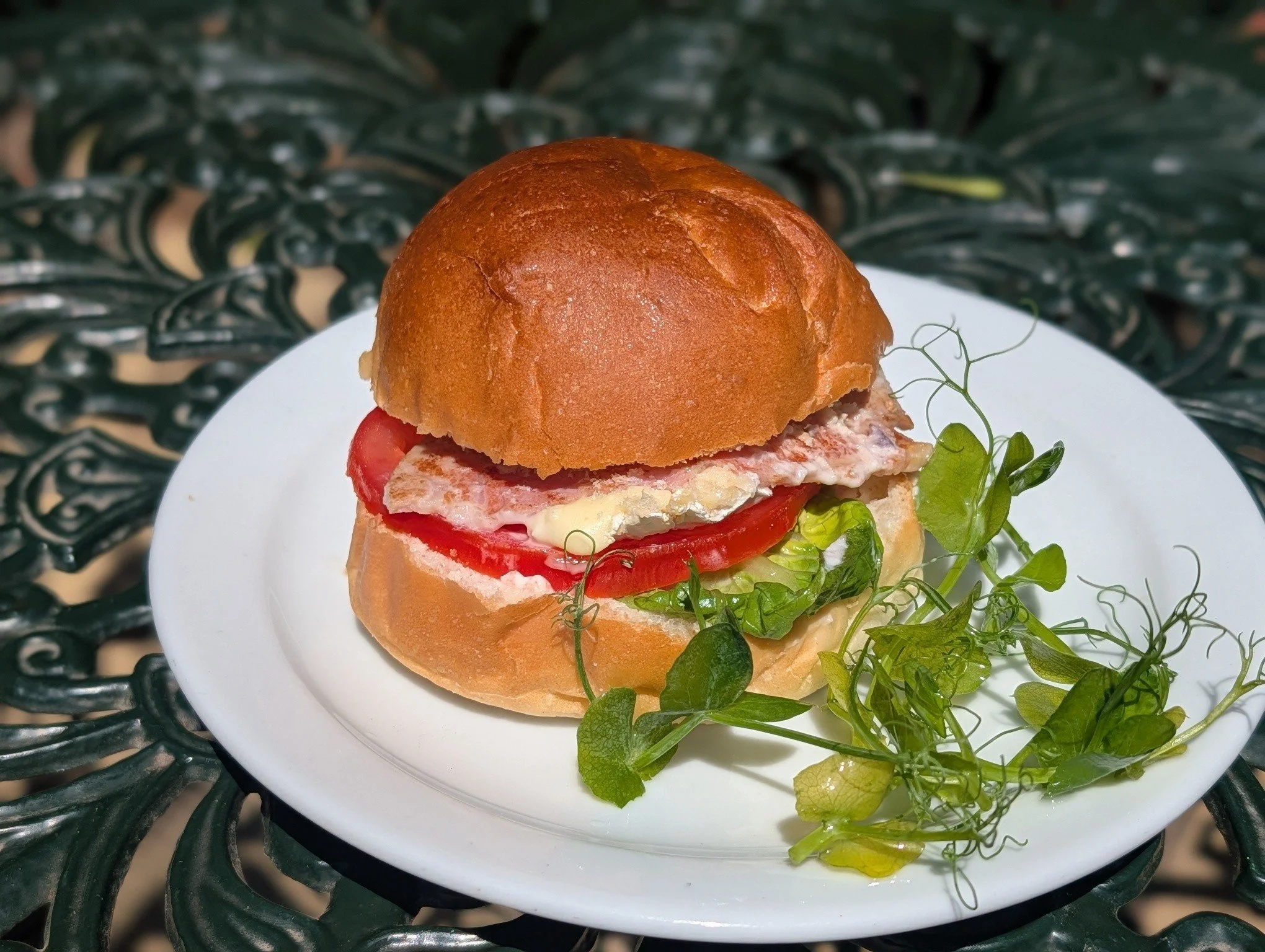 🥪 Lunch, sorted. 🌿

Freshly prepared and ready when you are! Our delicious grab-and-go filled rolls are now stocked in both the Farmyard Caf&eacute; and Farm Shop fridges.

✨ Choose from: 🥓 BLT Roll with bacon, lettuce, tomato &amp; cranberry mayo