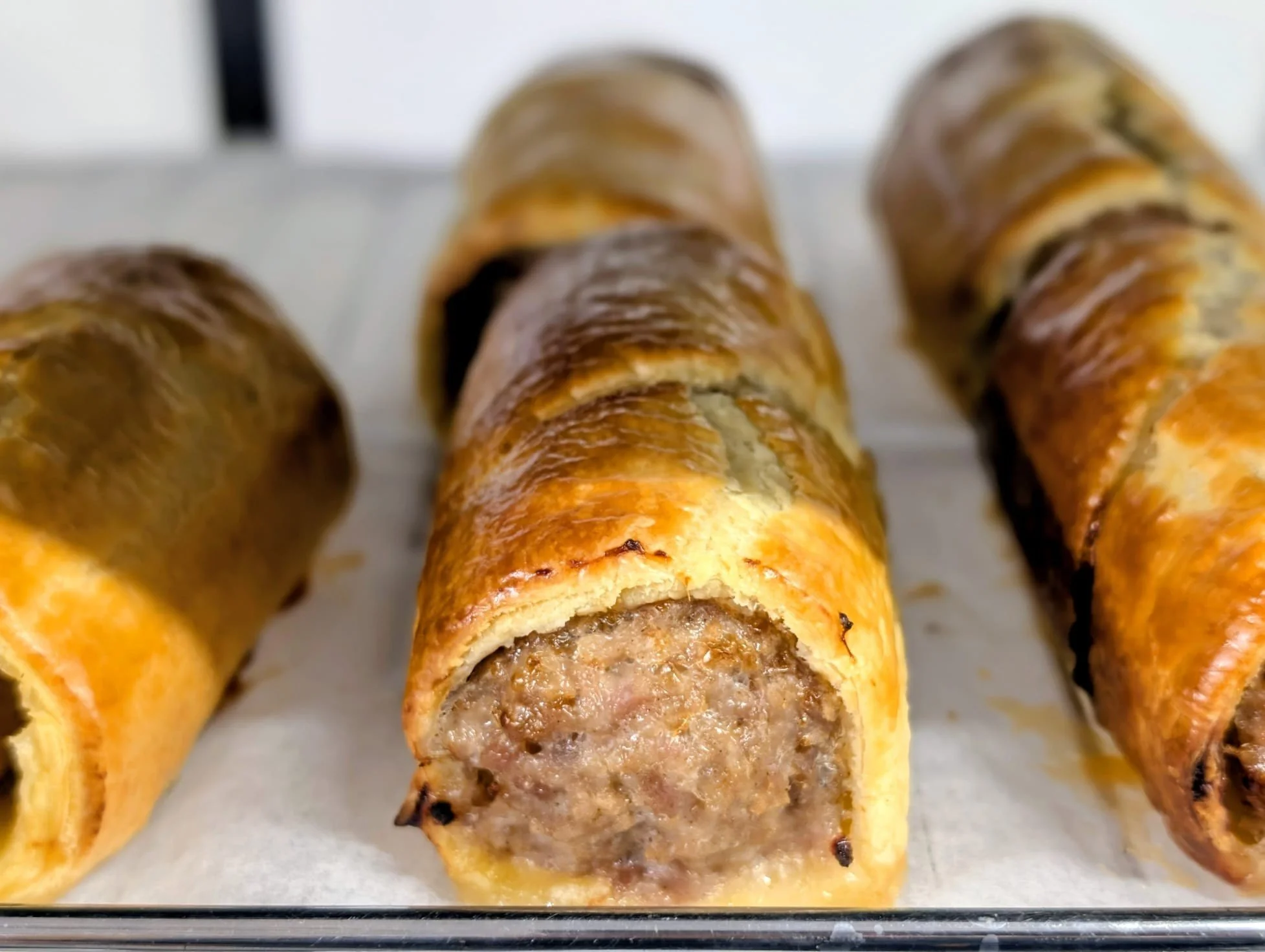 🌭 You know that smell...?

The one that instantly makes you hungry?

That's another batch of our sausage rolls coming fresh out of the oven. 🤤

Made throughout the day, wrapped in golden flaky pastry and impossible to walk past.

Go on... we know y