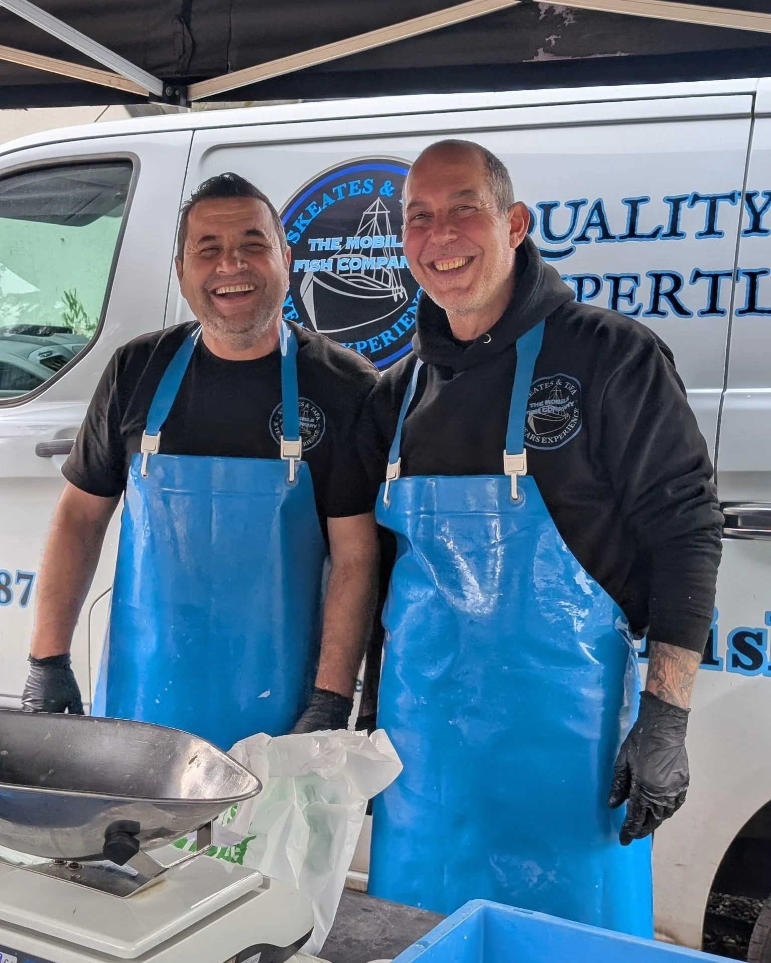 🐟 Oh my COD&hellip; they&rsquo;re back tomorrow! 🎣

The Mobile Fish Company will be back at Hockey&rsquo;s tomorrow, bringing a fresh catch to South Gorley.

📍 Hockey&rsquo;s Farm Shop, New Forest

⏰ 11am&ndash;2pm

So if you&rsquo;ve been haddock