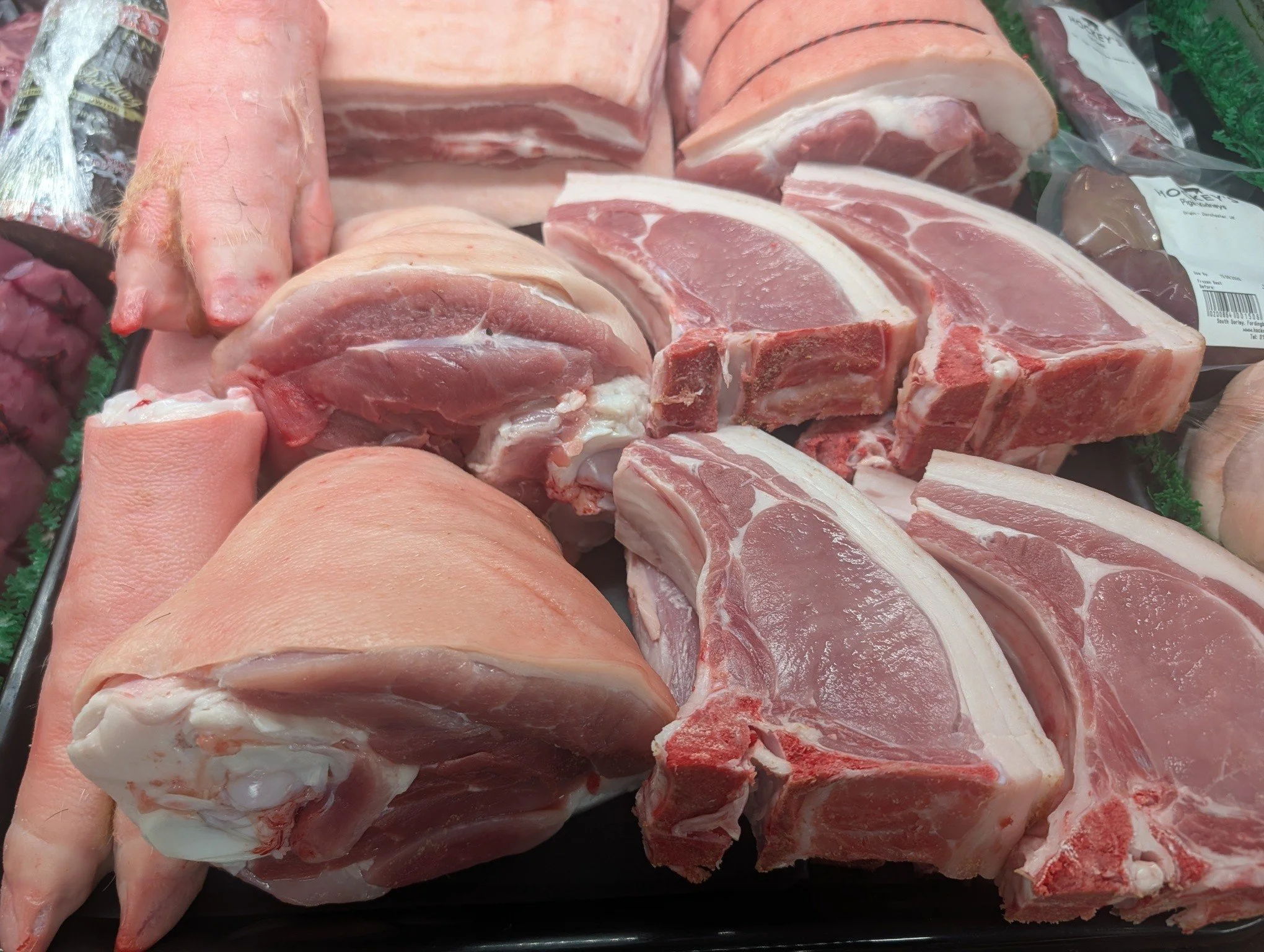 🐖 Just look at that pork and imagine the crackling! 😍

Pedigree, award-winning British Lop pork, raised free-range at Manor Farm in the New Forest and now available from our butchers&rsquo; counter.

British Lops are one of Britain&rsquo;s rarest n