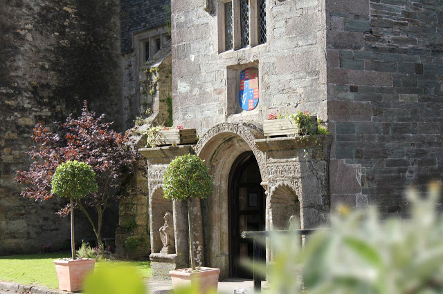 Exterior2.jpg