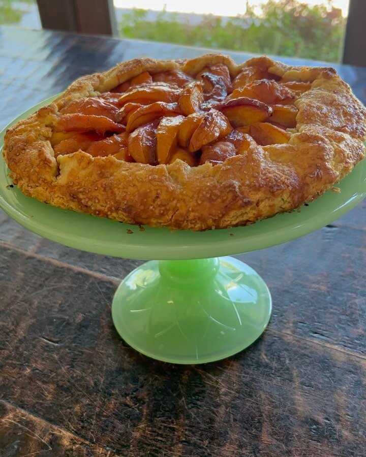 Summer Yummies&hellip; it&rsquo;s the perfect time for #peachgalette . Slice up some fresh juicy peaches, toss with sugar and a bit of flour or arrowroot, cardamom and a pinch of nutmeg. Place in the center of your favorite pie crust and bake up some
