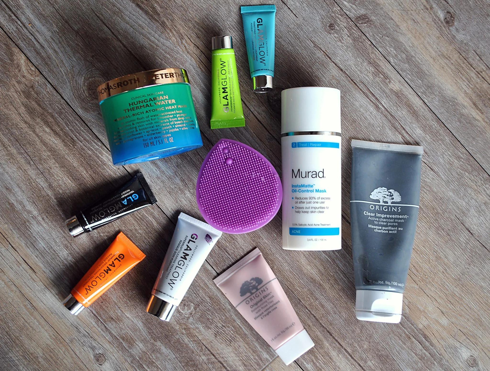 The-Hungarian-Brunette-Masks-and-facial-tool.jpg