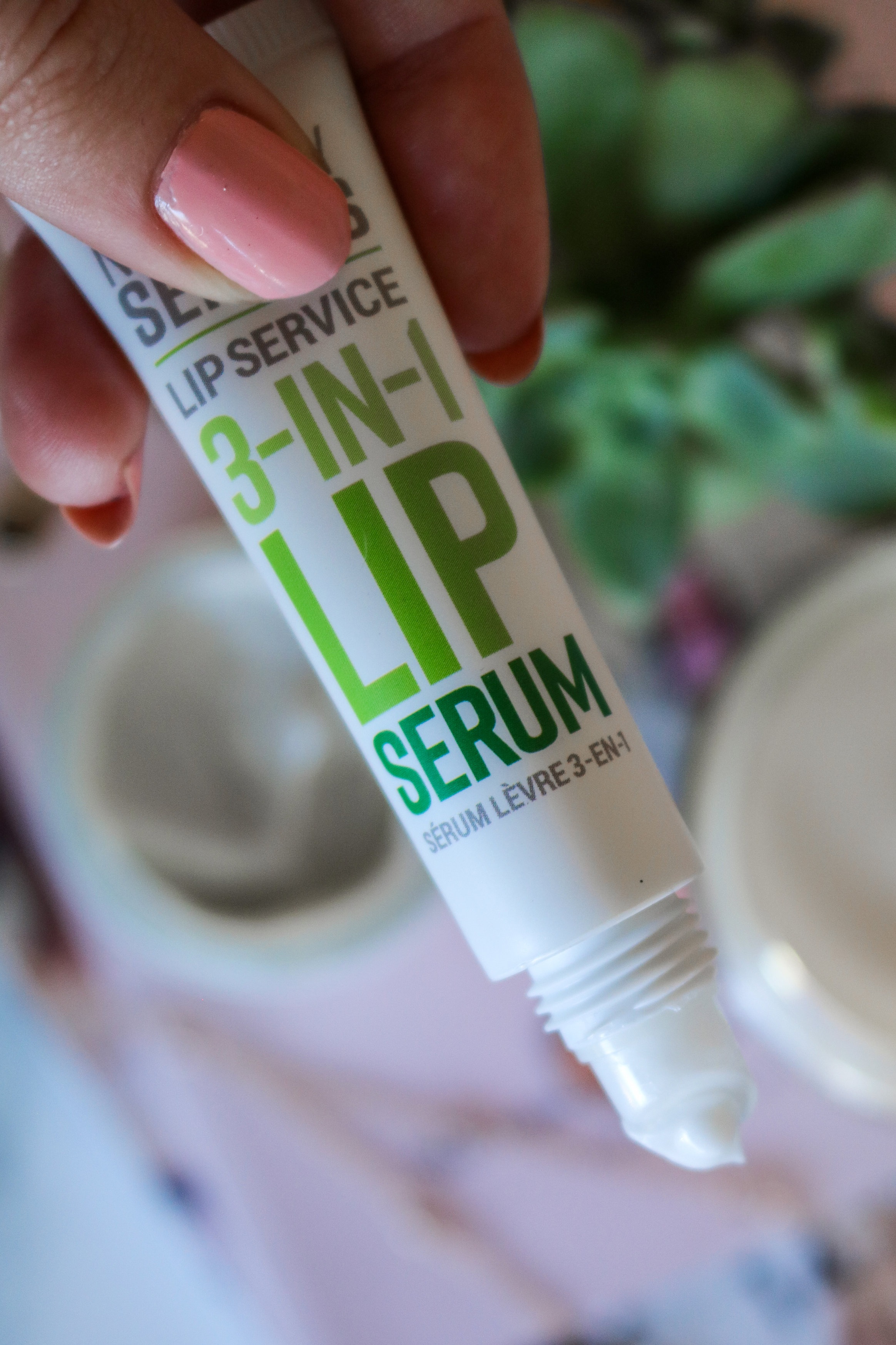 The+Hungarian+Brunette+Naturally+serious+hydra-plumping+mask+and+3-in-1+lip+serum+review+%283+of+3%29.jpg