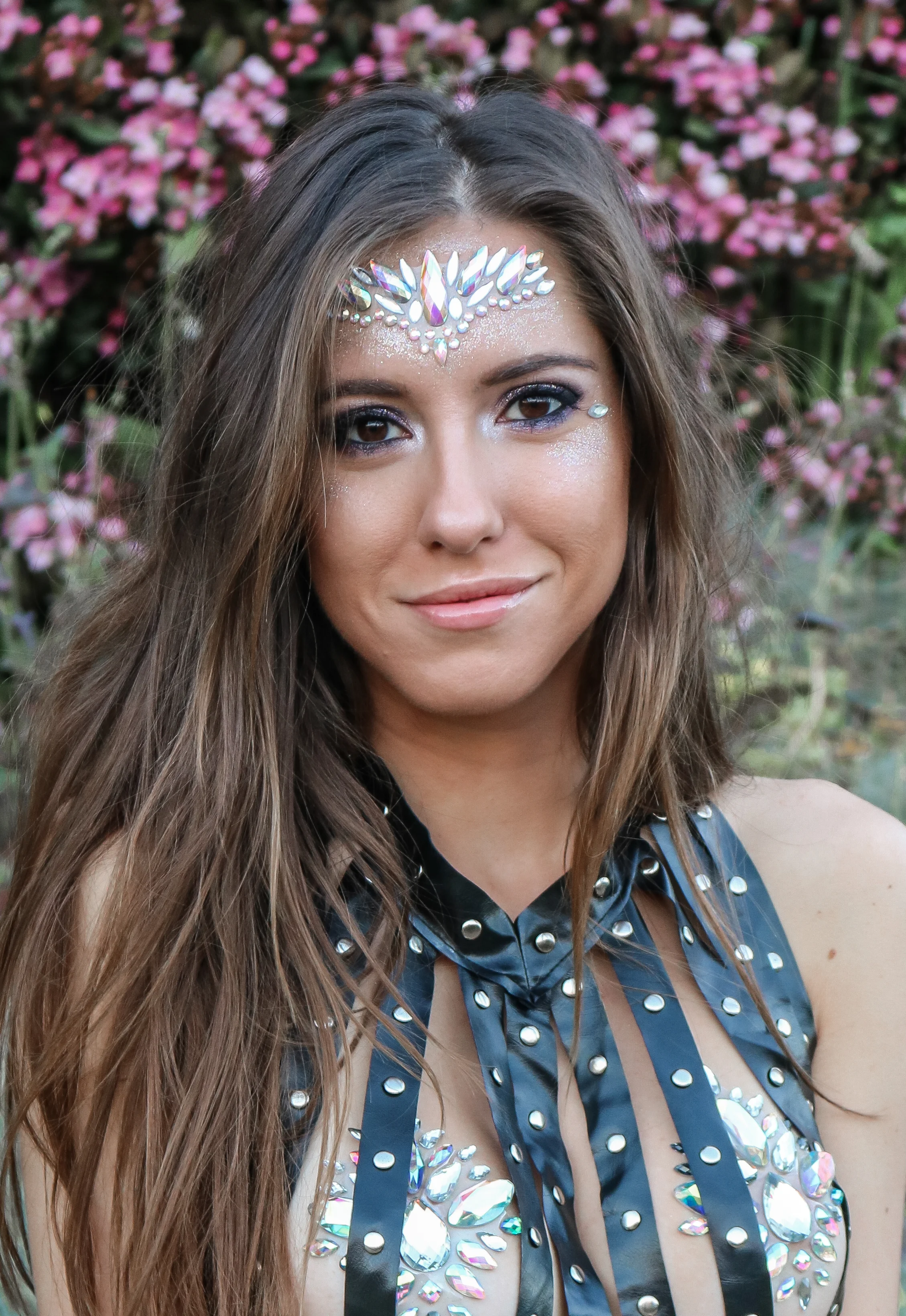 EASY FESTIVAL MAKEUP LOOK (STEP-BY-STEP 