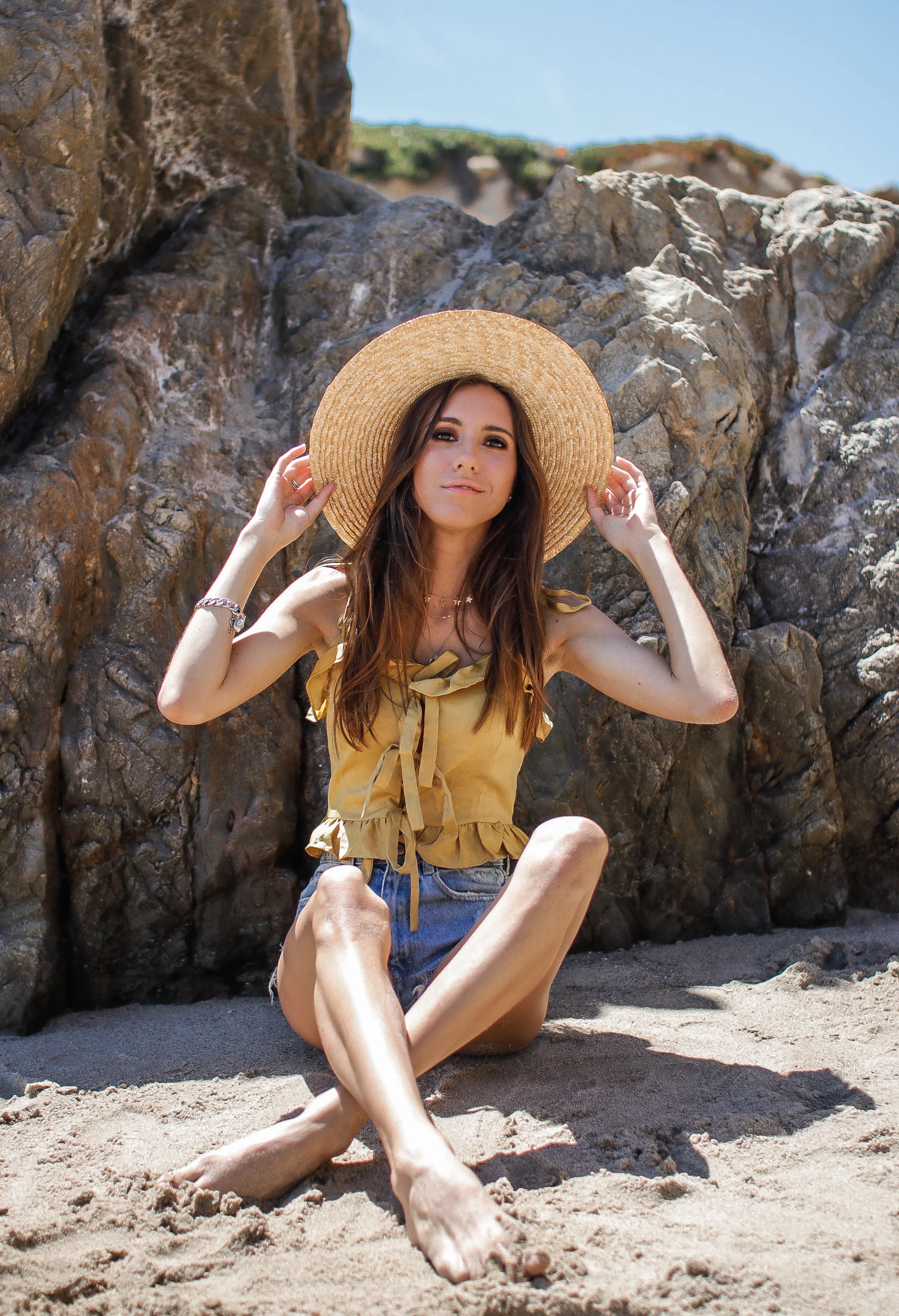 ALL THE BEST BEACH ACCESSORIES YOU CAN ALSO WEAR IN THE CITY — The  Hungarian Brunette