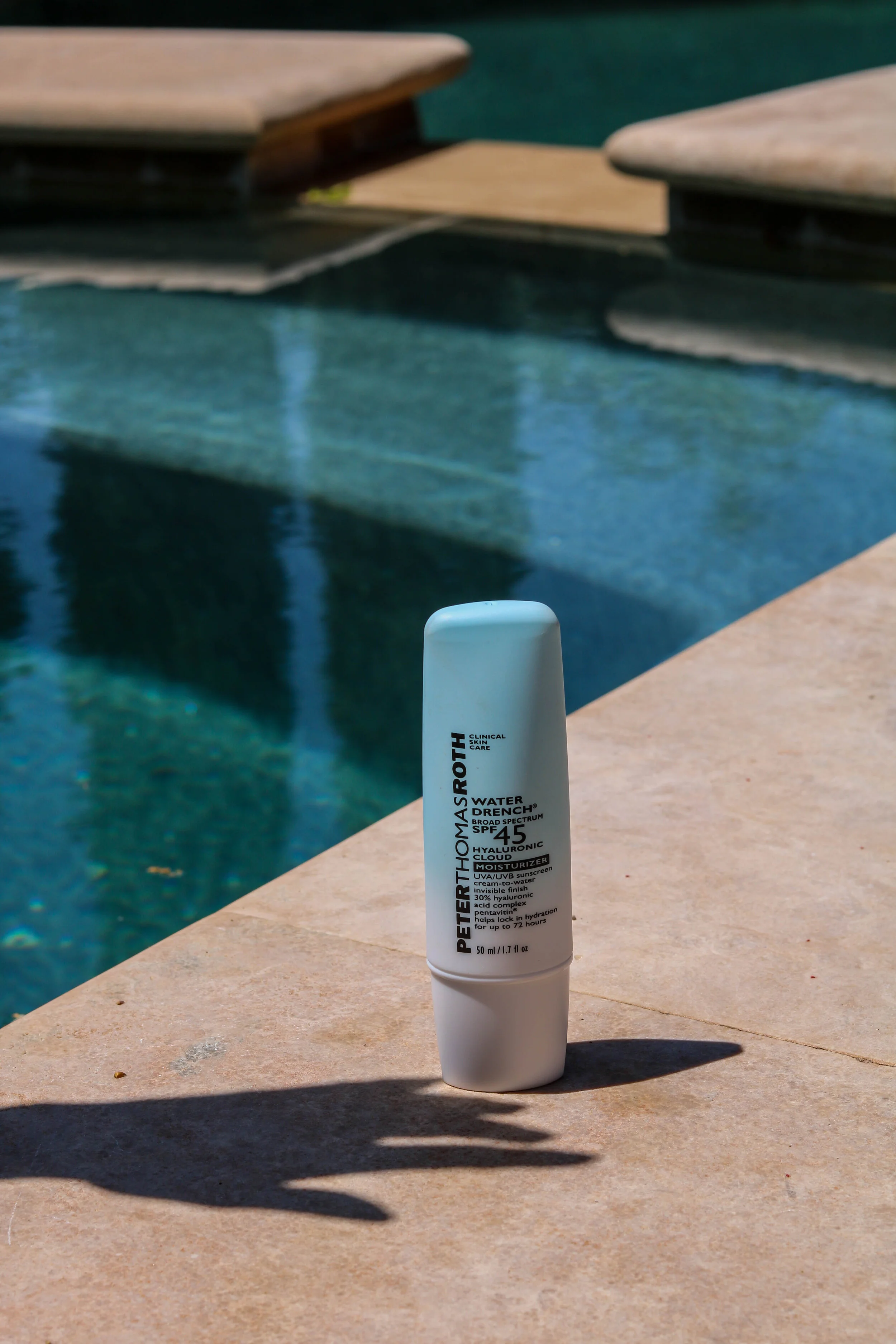 peter thomas roth water drench hyaluronic hydrating moisturizer spf 45