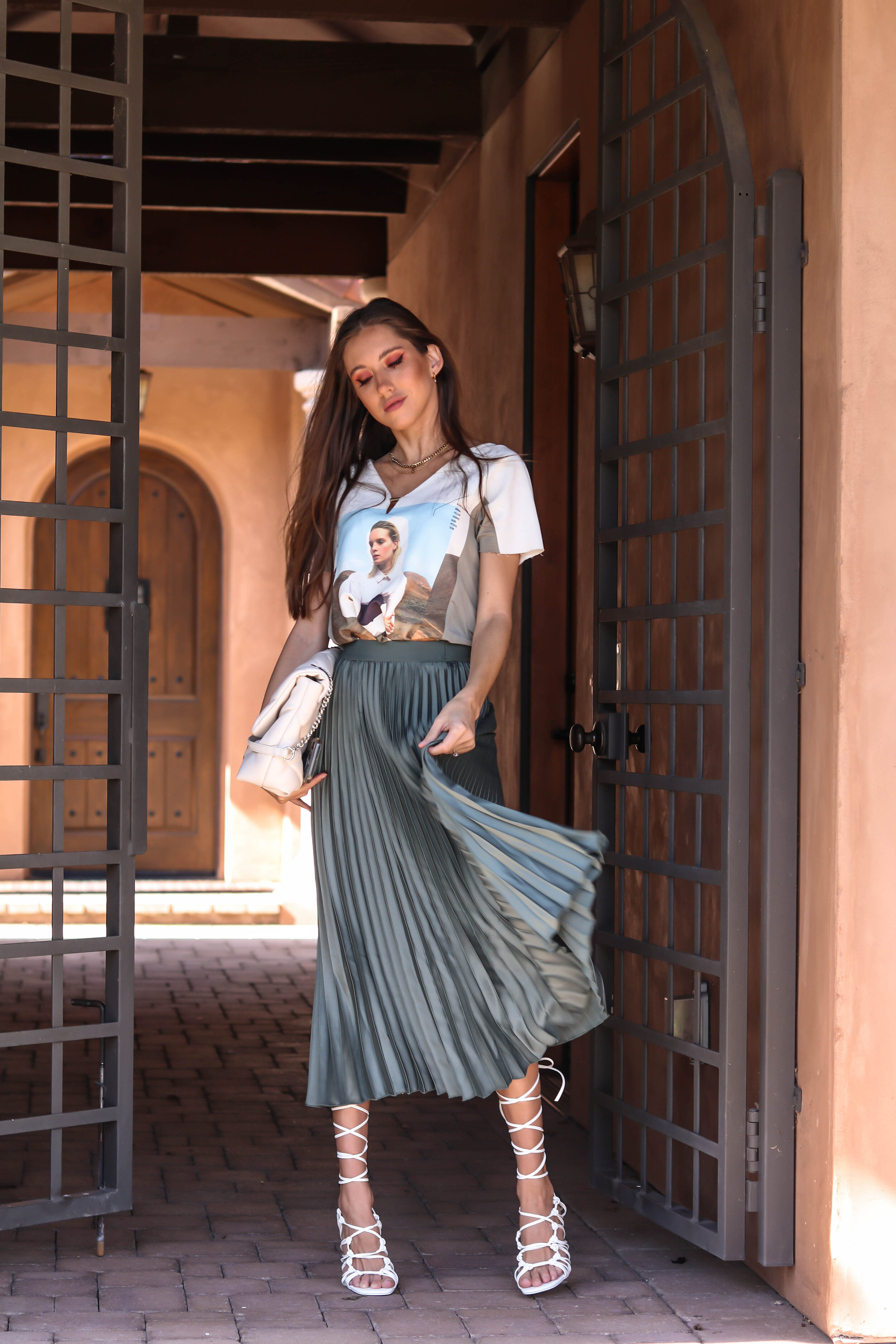 Pebish Wennen aan longontsteking Styling 5 Midi Skirts From H&M For Spring — The Hungarian Brunette