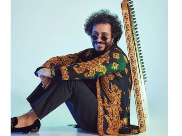 Hong Kong Chinese Orchestra & Music About China 