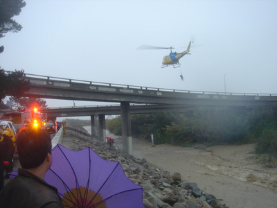 Copter Photo Ventura River homelss.jpg