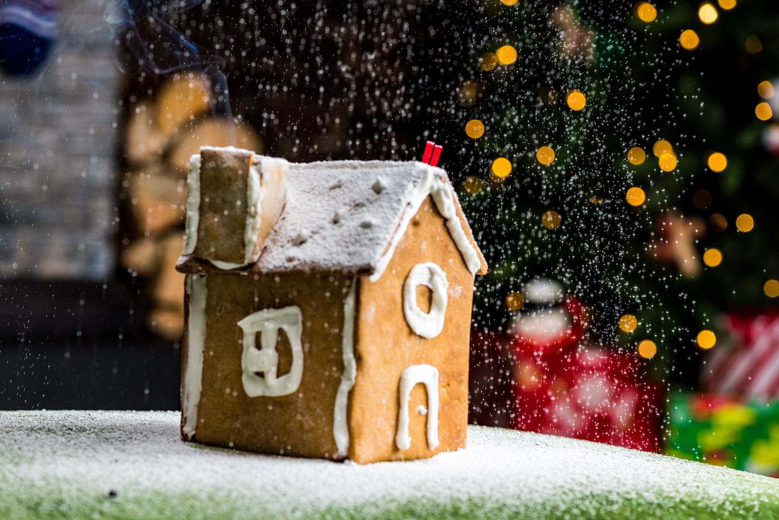 Gingerbread House Cocktail.jpg