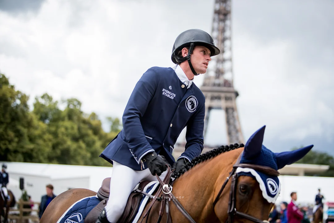 Darragh Kenny and Team de Coquerie at the 2017 Global Champions League of Paris. Photo by Ashley Neuhof Photography.
